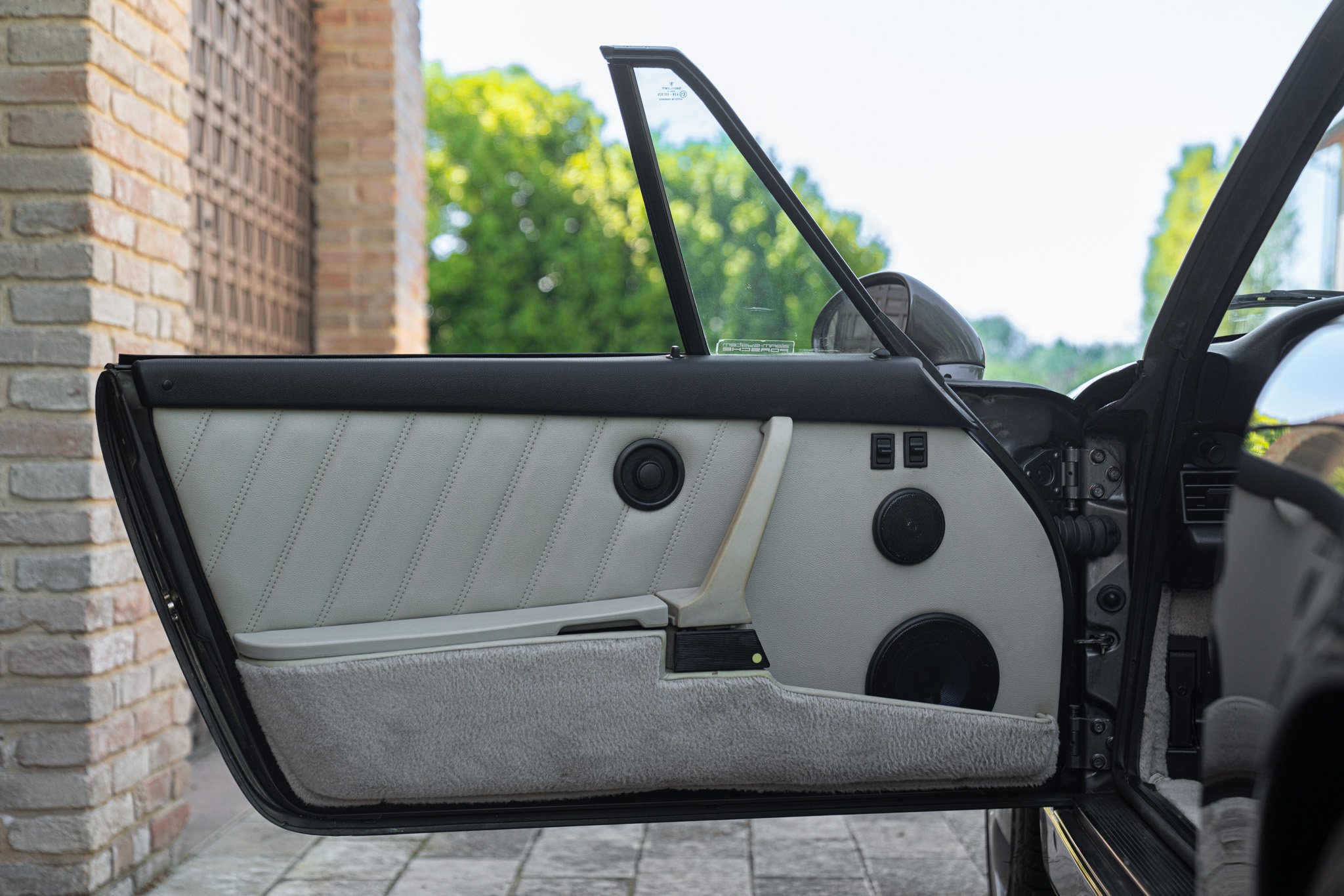 Porsche 964 (911) CARRERA 4 CABRIOLET 