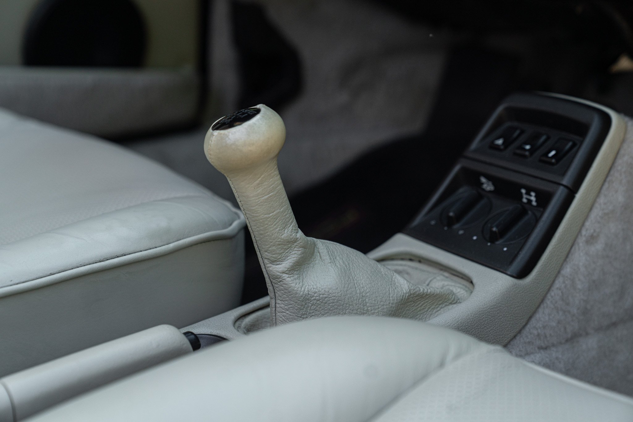 Porsche 964 (911) CARRERA 4 CABRIOLET 