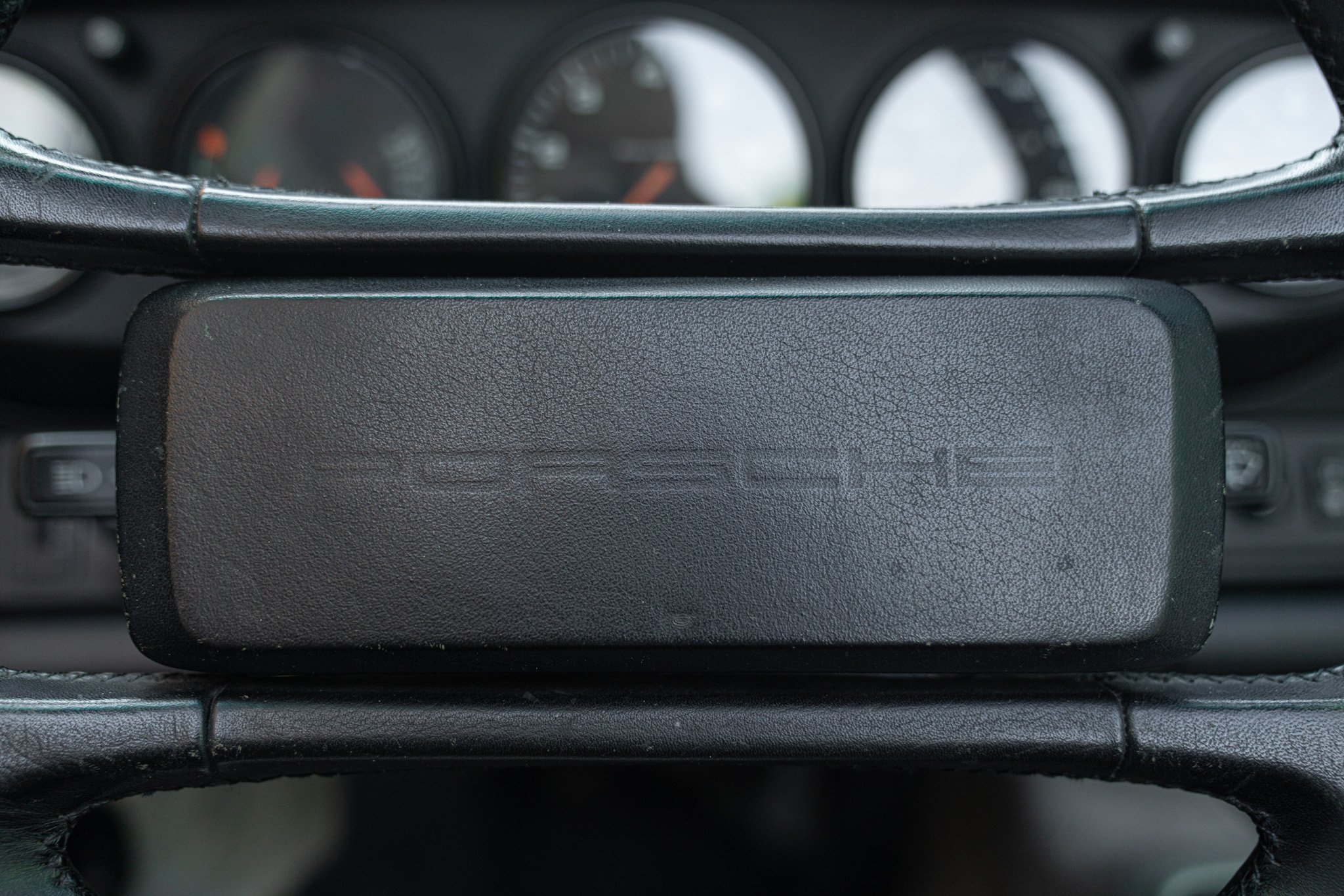 Porsche 964 (911) CARRERA 4 CABRIOLET 