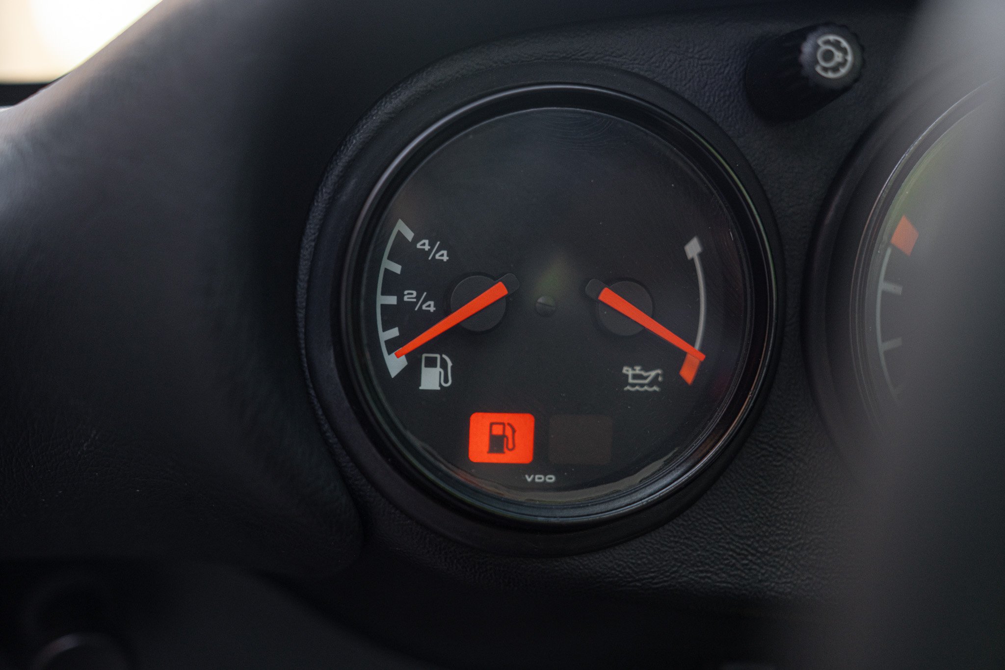 Porsche 964 (911) CARRERA 4 CABRIOLET 