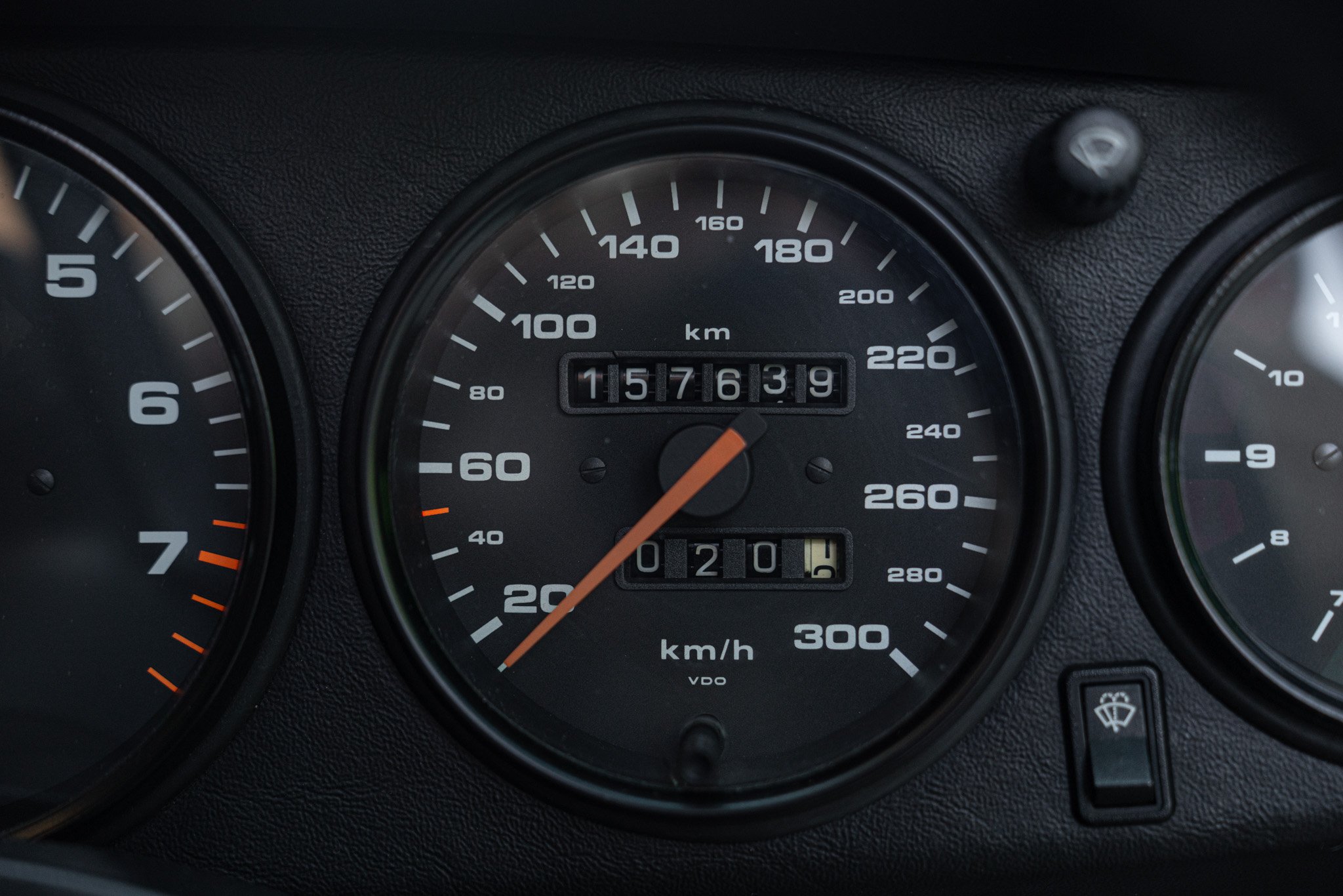 Porsche 964 (911) CARRERA 4 CABRIOLET 