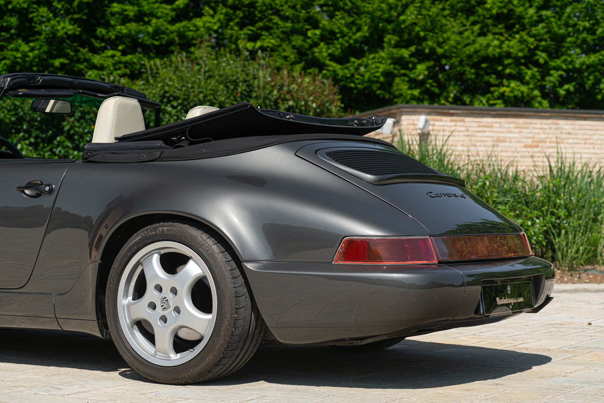 Porsche 964 (911) CARRERA 4 CABRIOLET 