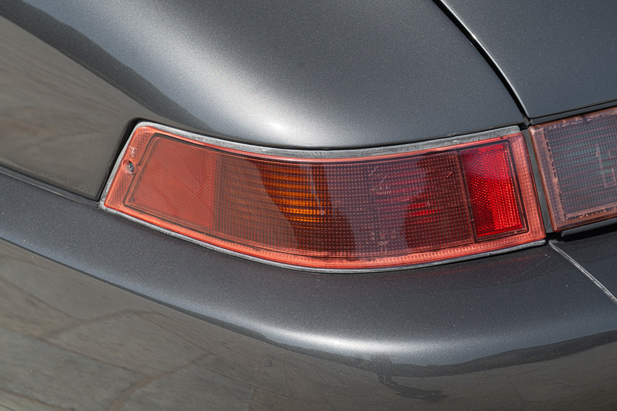 Porsche 964 (911) CARRERA 4 CABRIOLET 