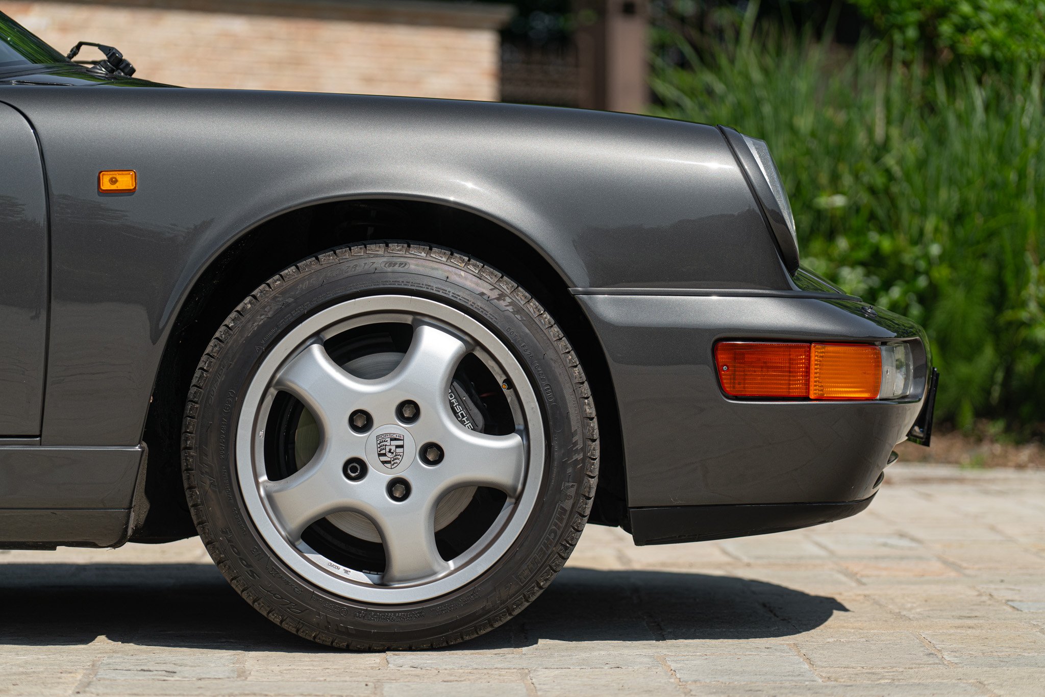 Porsche 964 (911) CARRERA 4 CABRIOLET 
