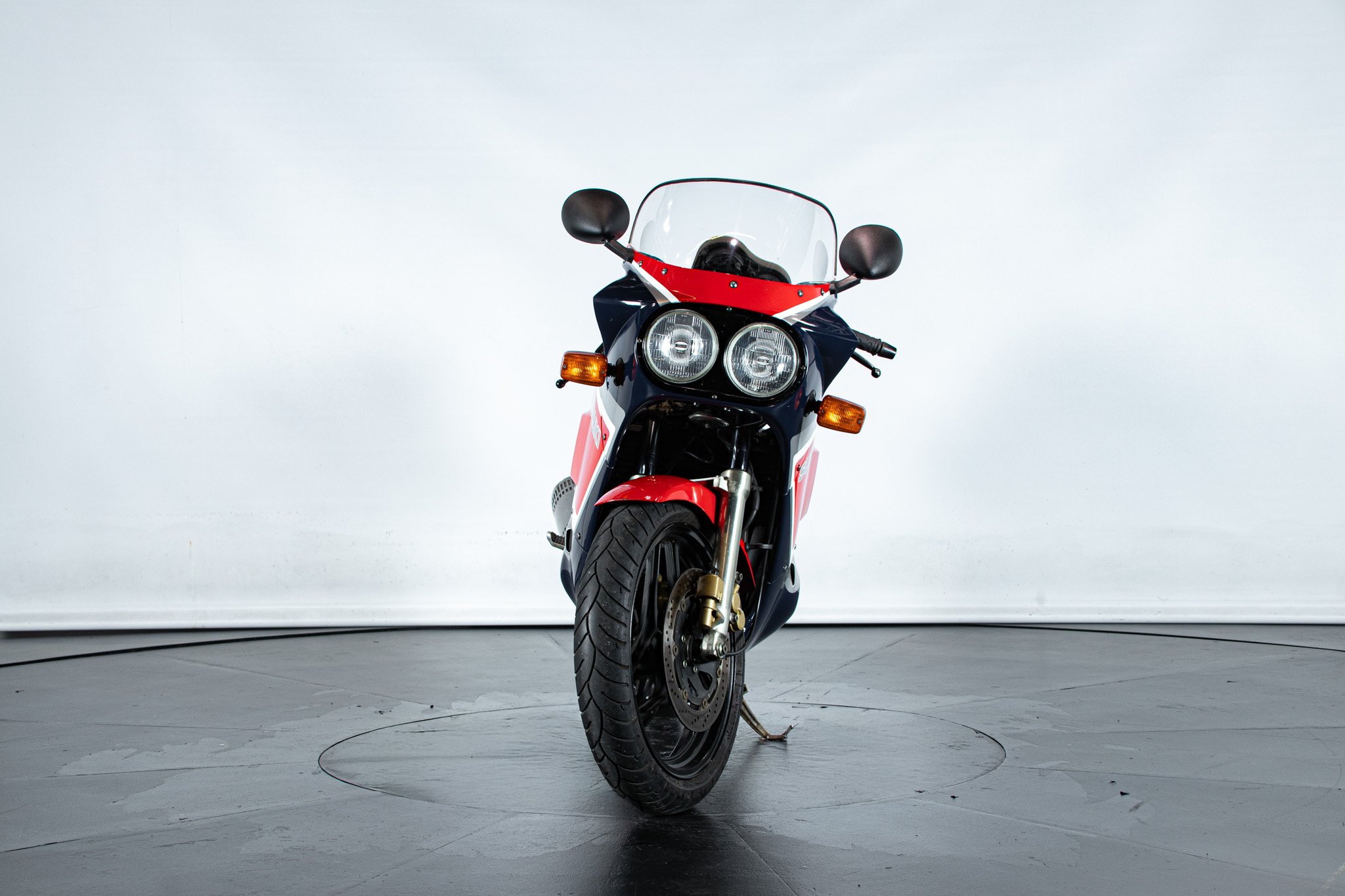 Suzuki GSX R 1100 