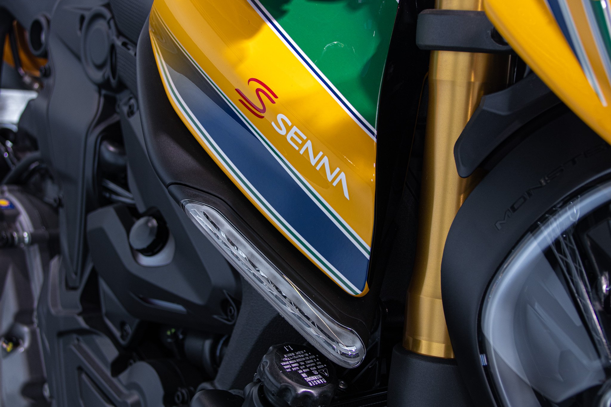 Ducati DUCATI MONSTER SENNA 