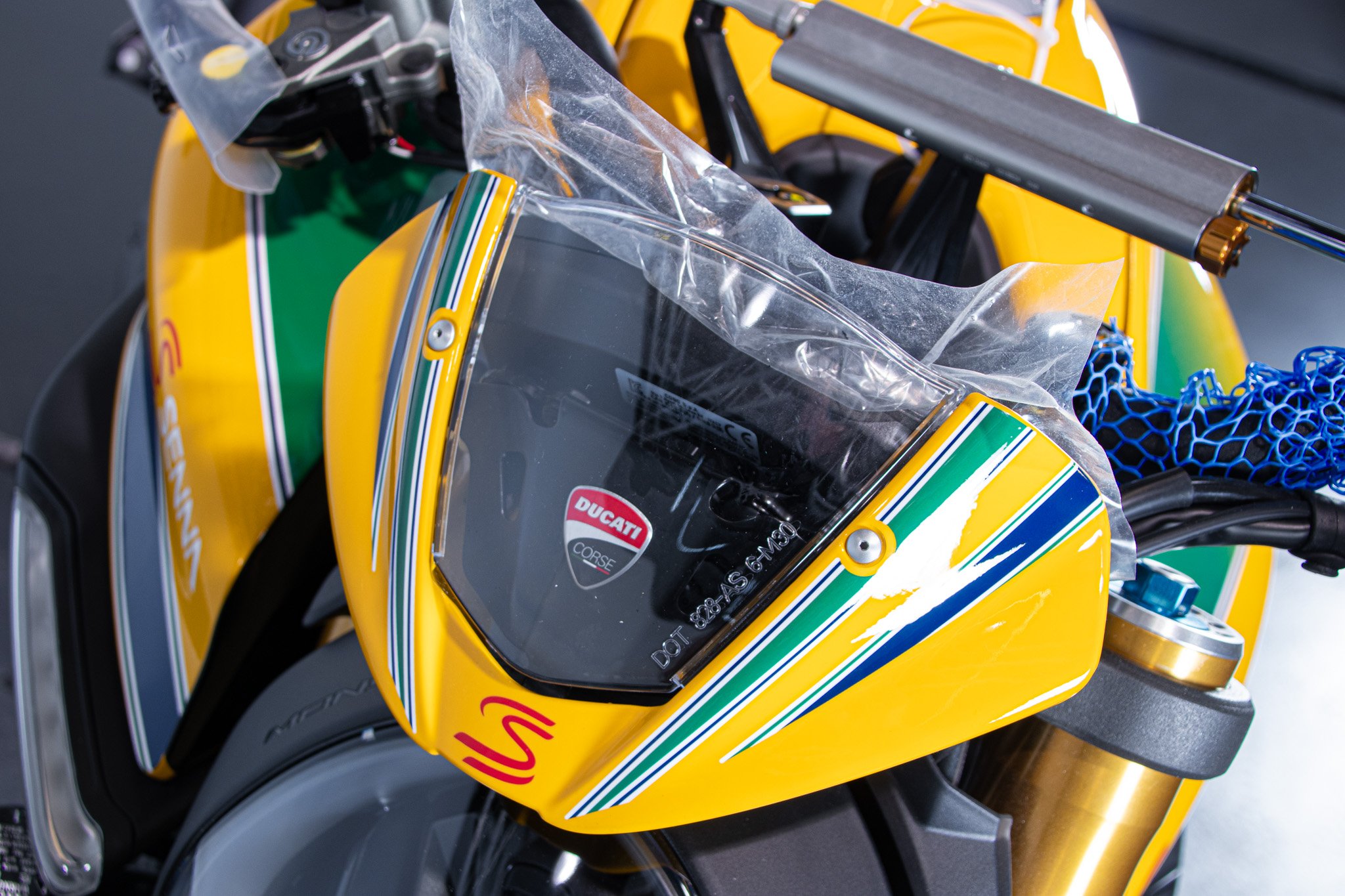 Ducati DUCATI MONSTER SENNA 