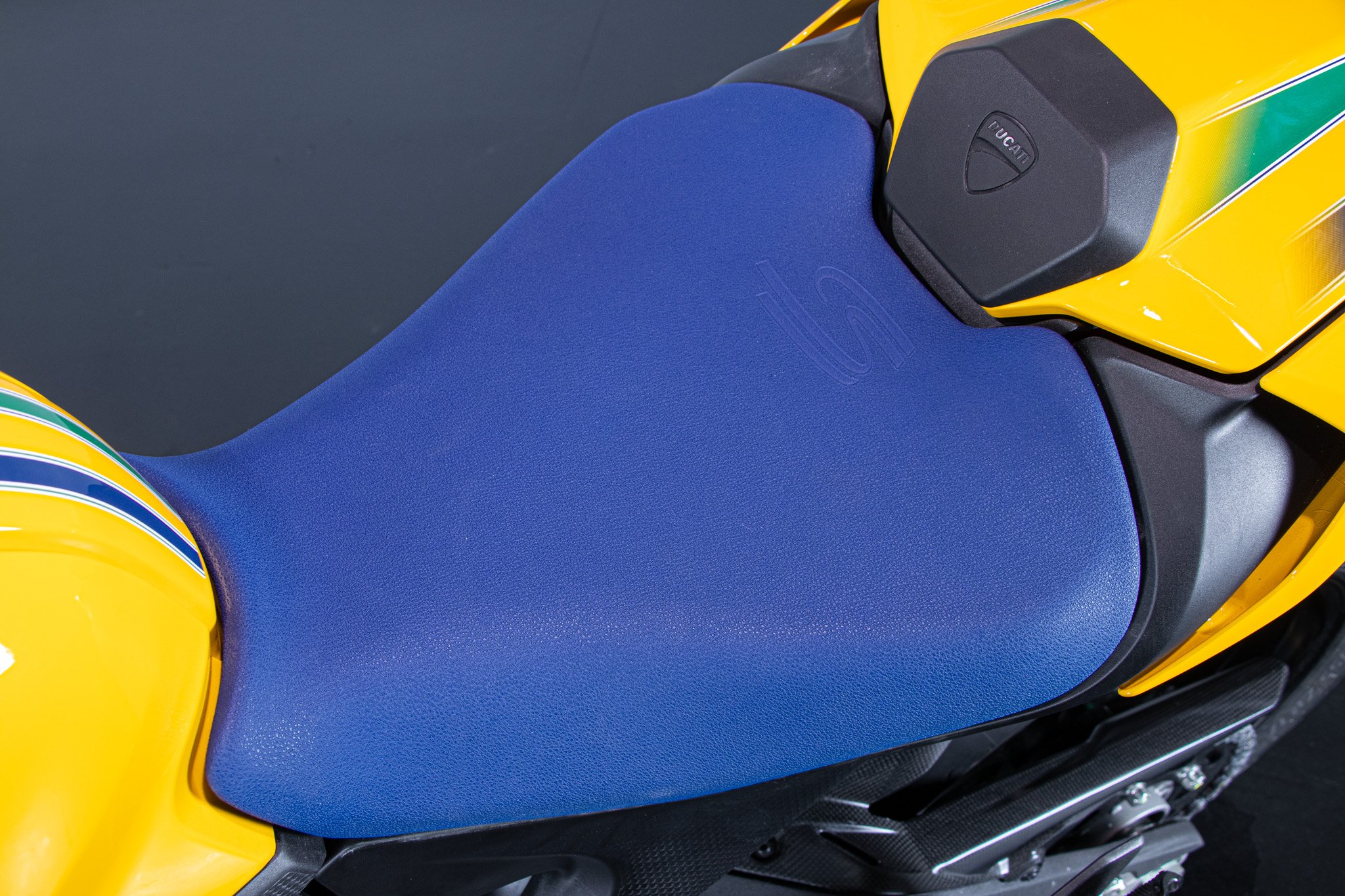 Ducati DUCATI MONSTER SENNA 