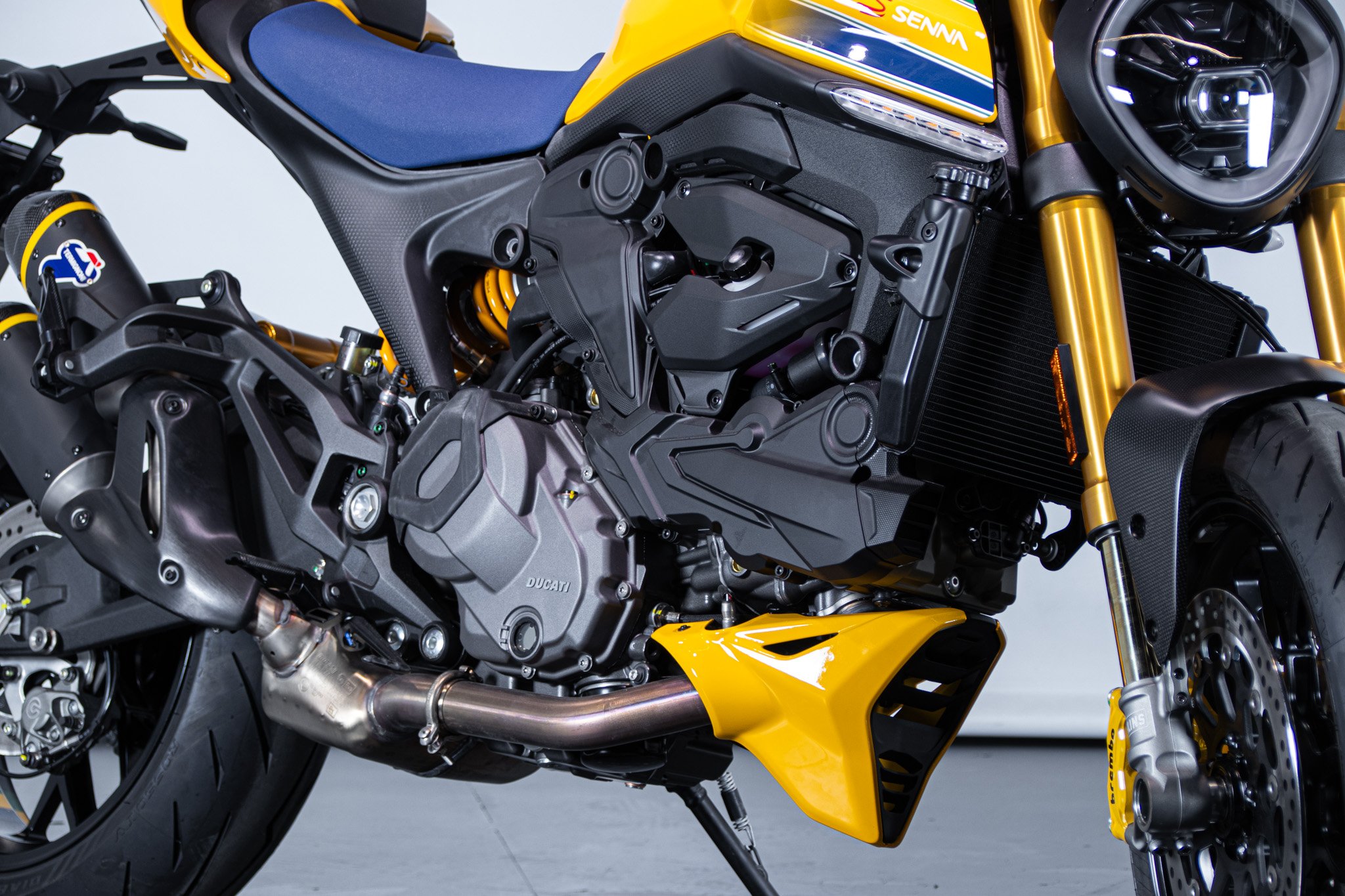 Ducati DUCATI MONSTER SENNA 