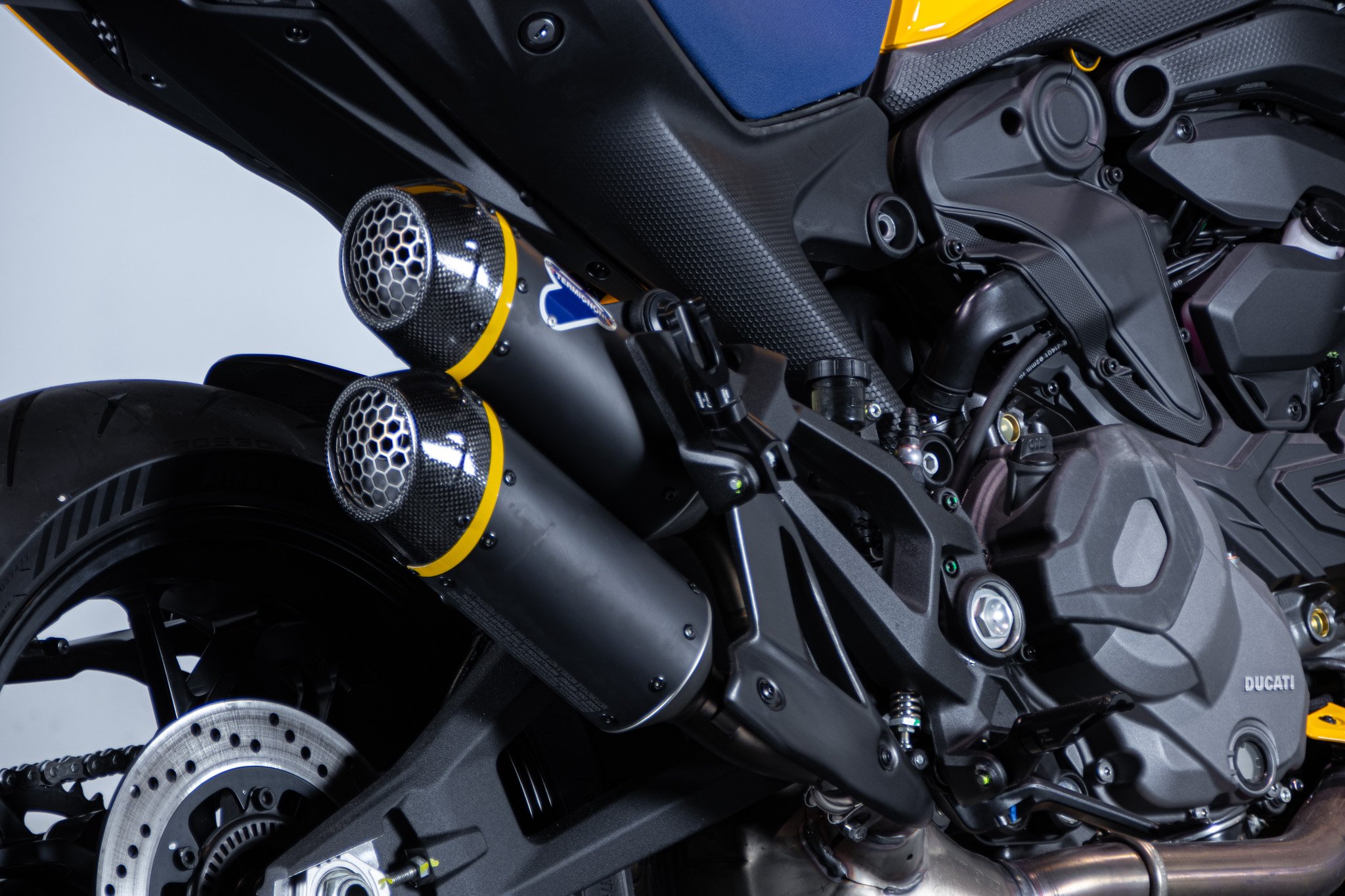 Ducati DUCATI MONSTER SENNA 