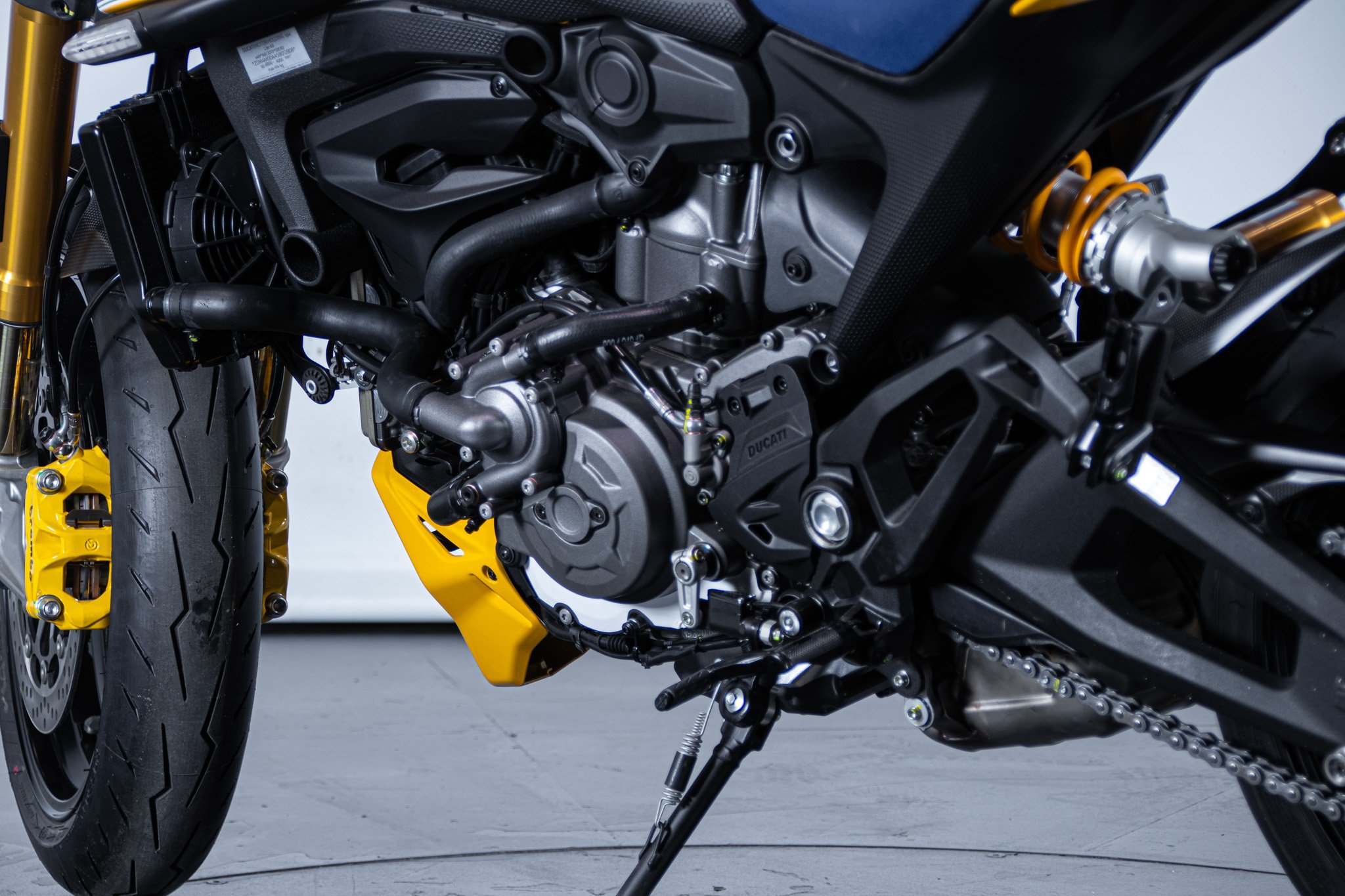 Ducati DUCATI MONSTER SENNA 