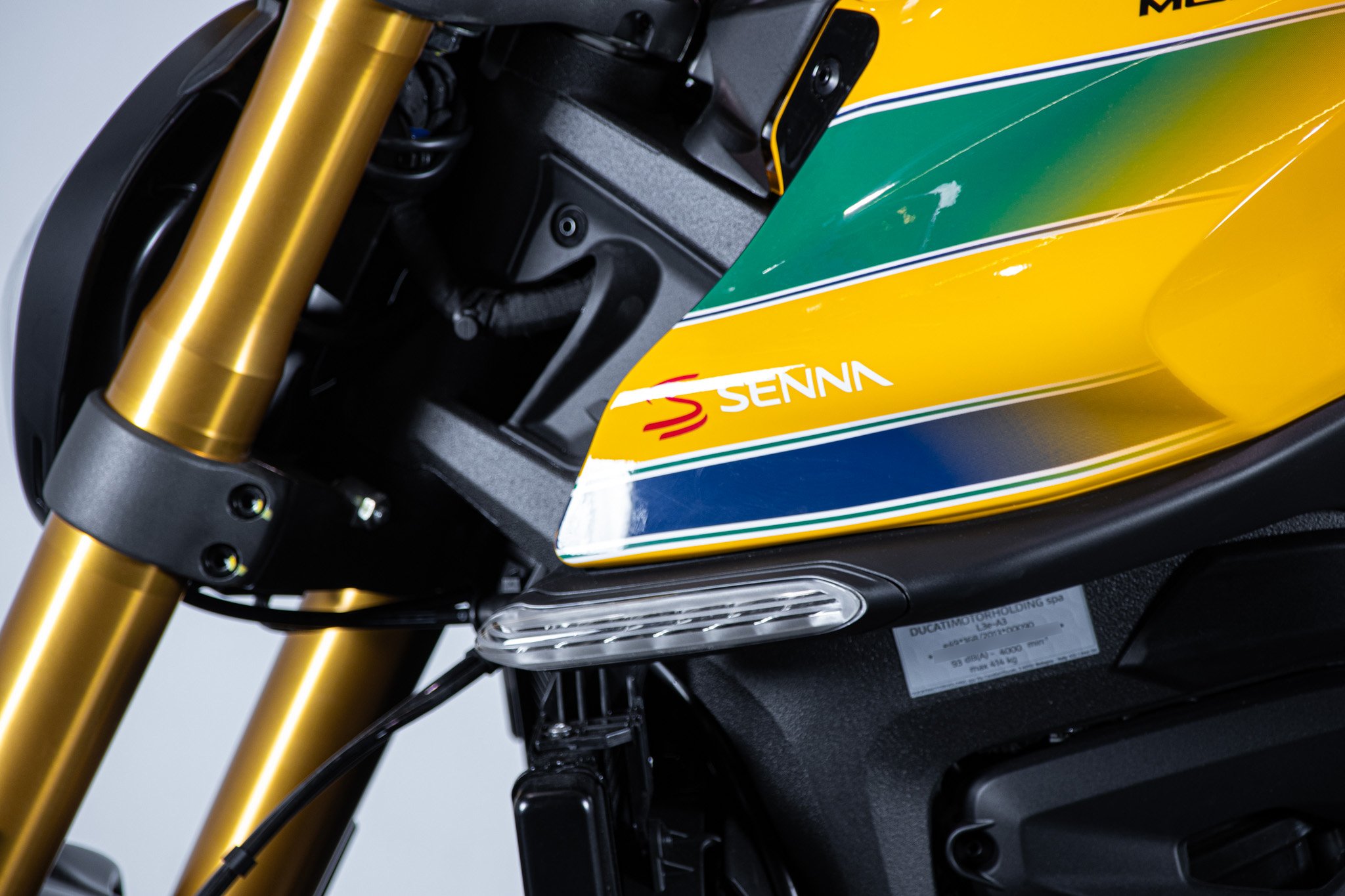 Ducati DUCATI MONSTER SENNA 