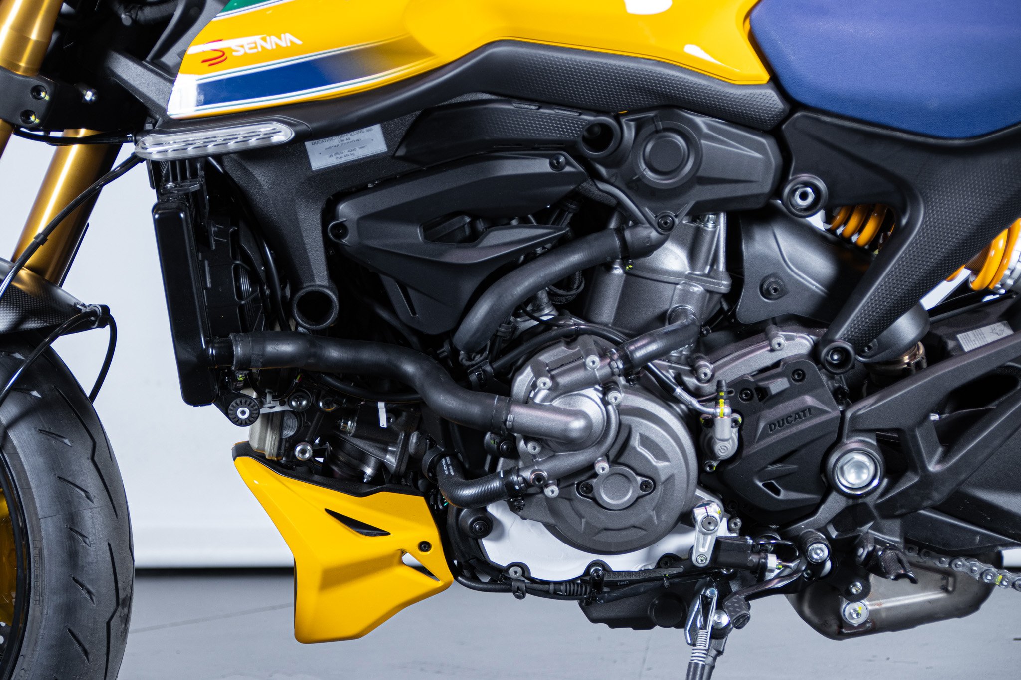 Ducati DUCATI MONSTER SENNA 