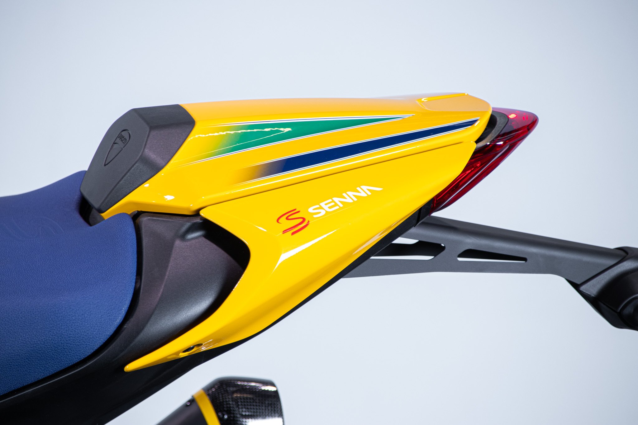 Ducati DUCATI MONSTER SENNA 