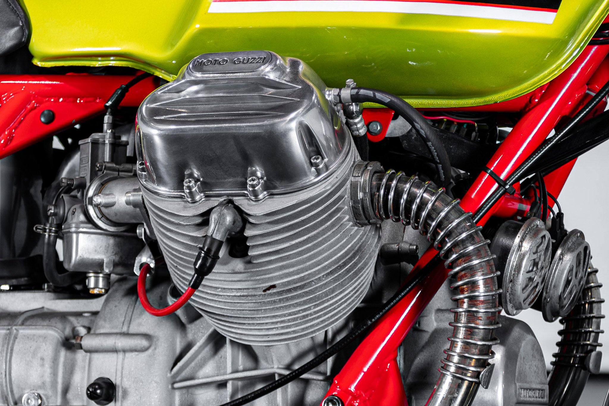 Moto Guzzi V7 SPORT \"Telaio Rosso\" 