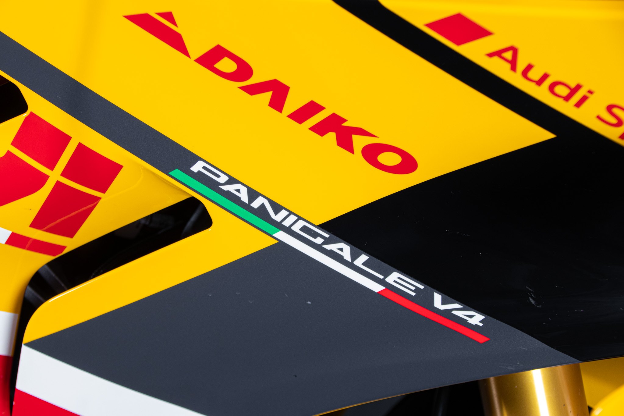 Ducati PANIGALE V4 BAGNAIA WORLD CHAMPION REPLICA 