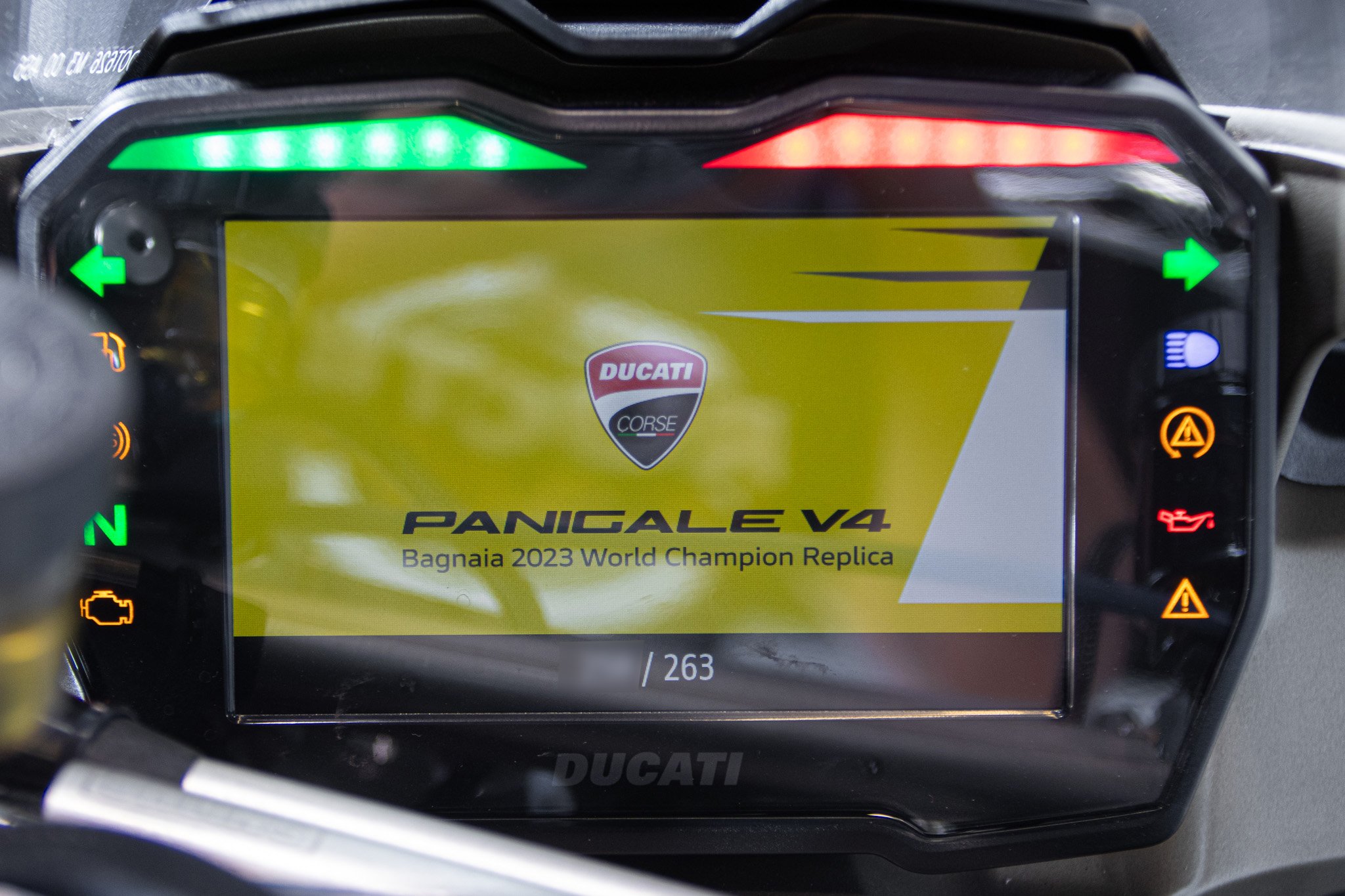Ducati PANIGALE V4 BAGNAIA WORLD CHAMPION REPLICA 