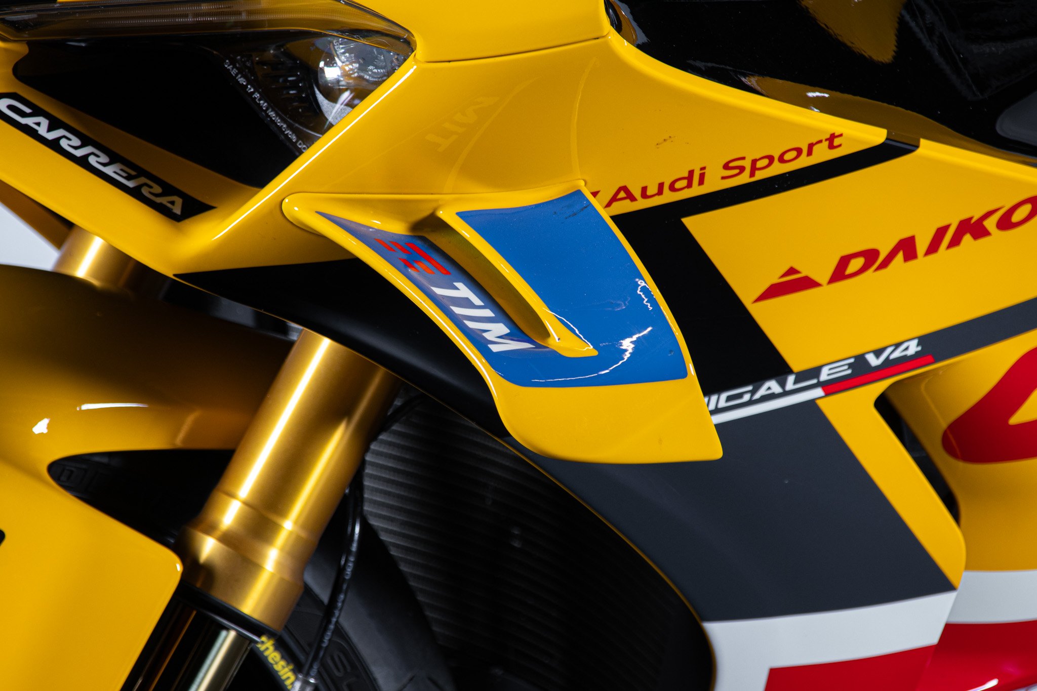 Ducati PANIGALE V4 BAGNAIA WORLD CHAMPION REPLICA 