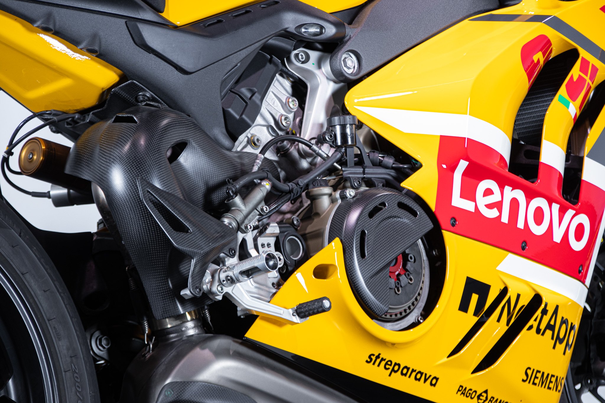 Ducati PANIGALE V4 BAGNAIA WORLD CHAMPION REPLICA 