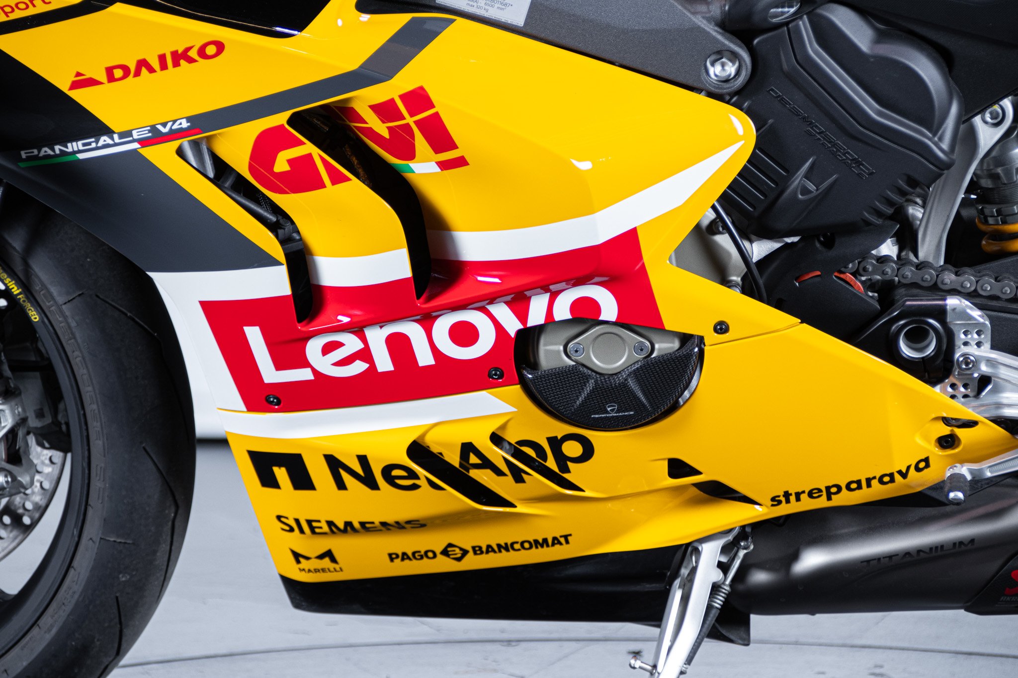 Ducati PANIGALE V4 BAGNAIA WORLD CHAMPION REPLICA 