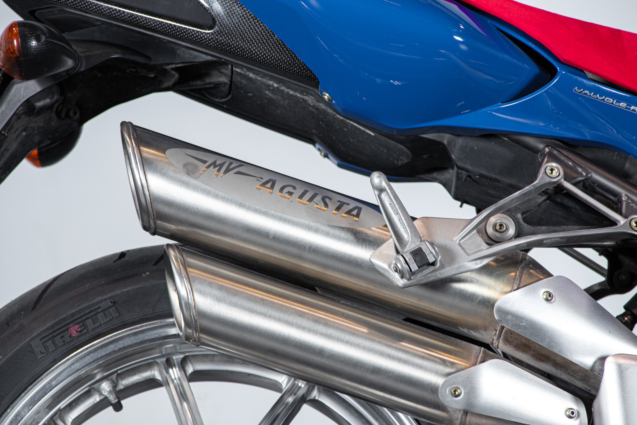MV Agusta BRUTALE 750 AMERICA 