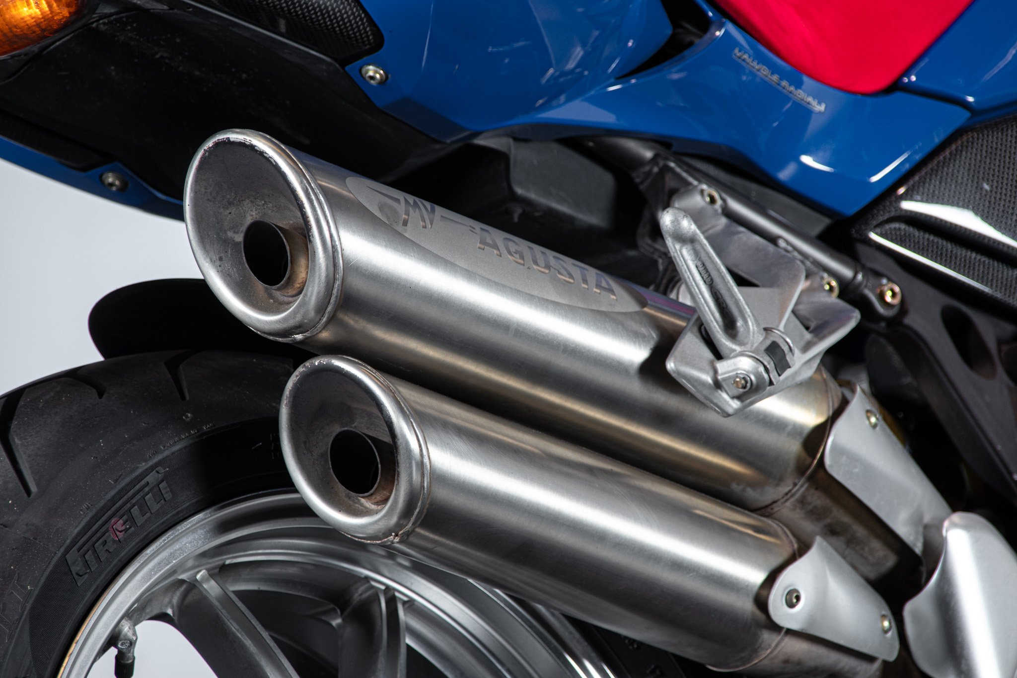 MV Agusta BRUTALE 750 AMERICA 