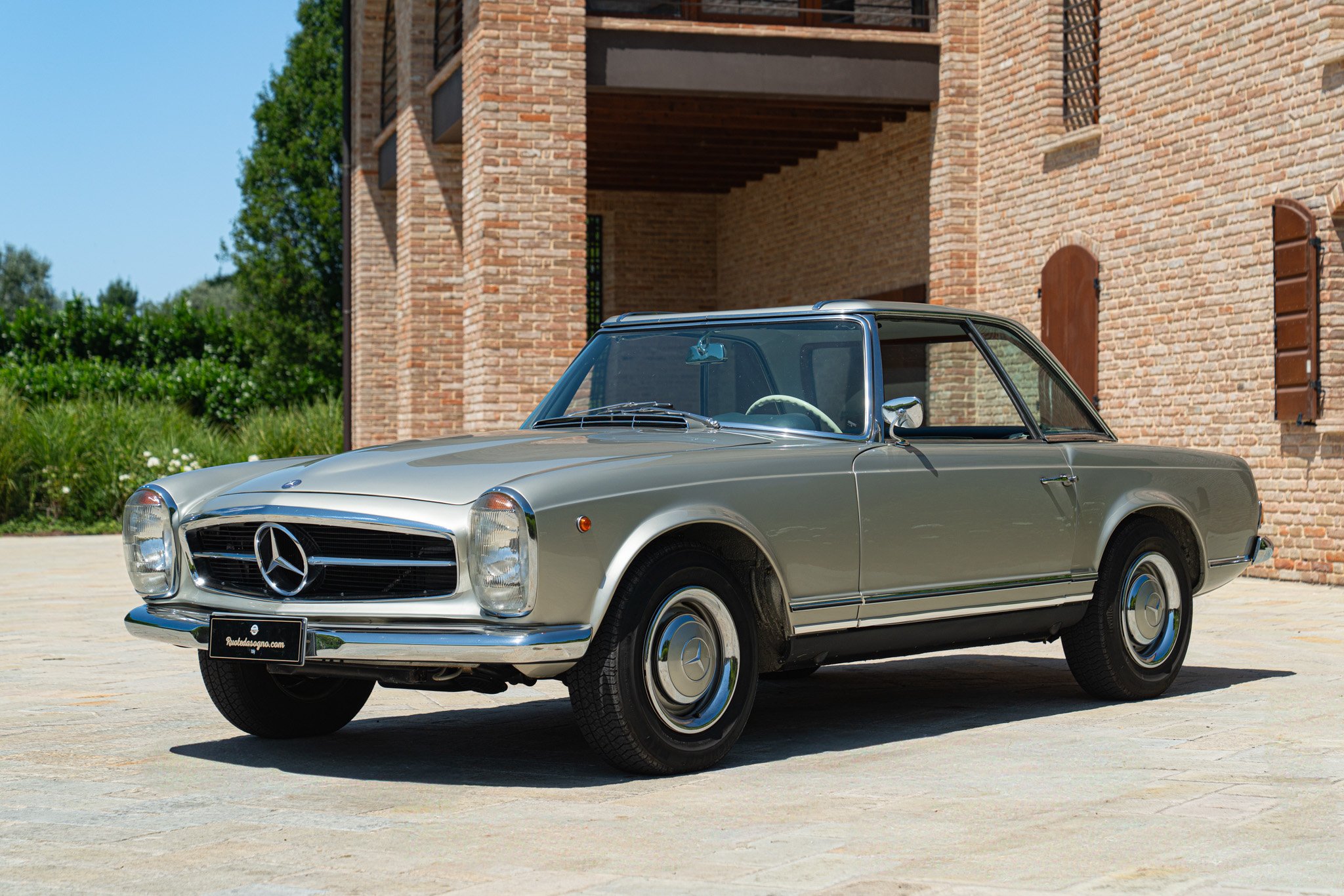 Mercedes Benz 230 SL 