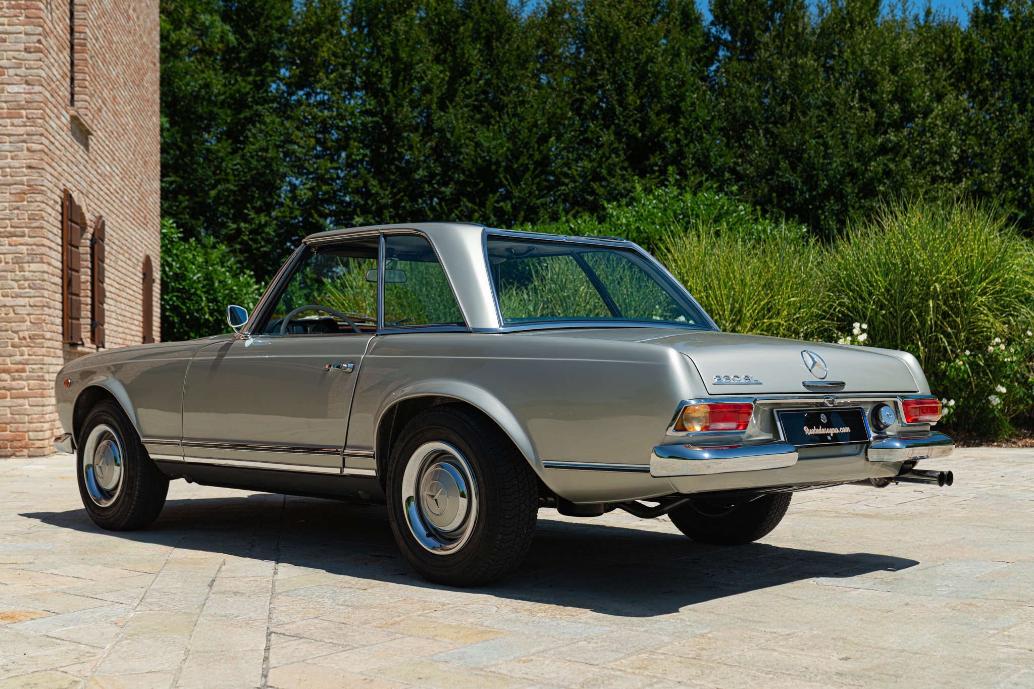 Mercedes Benz 230 SL 