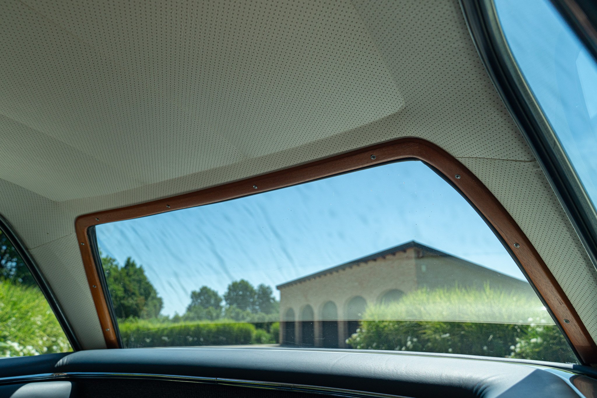 Mercedes Benz 230 SL 
