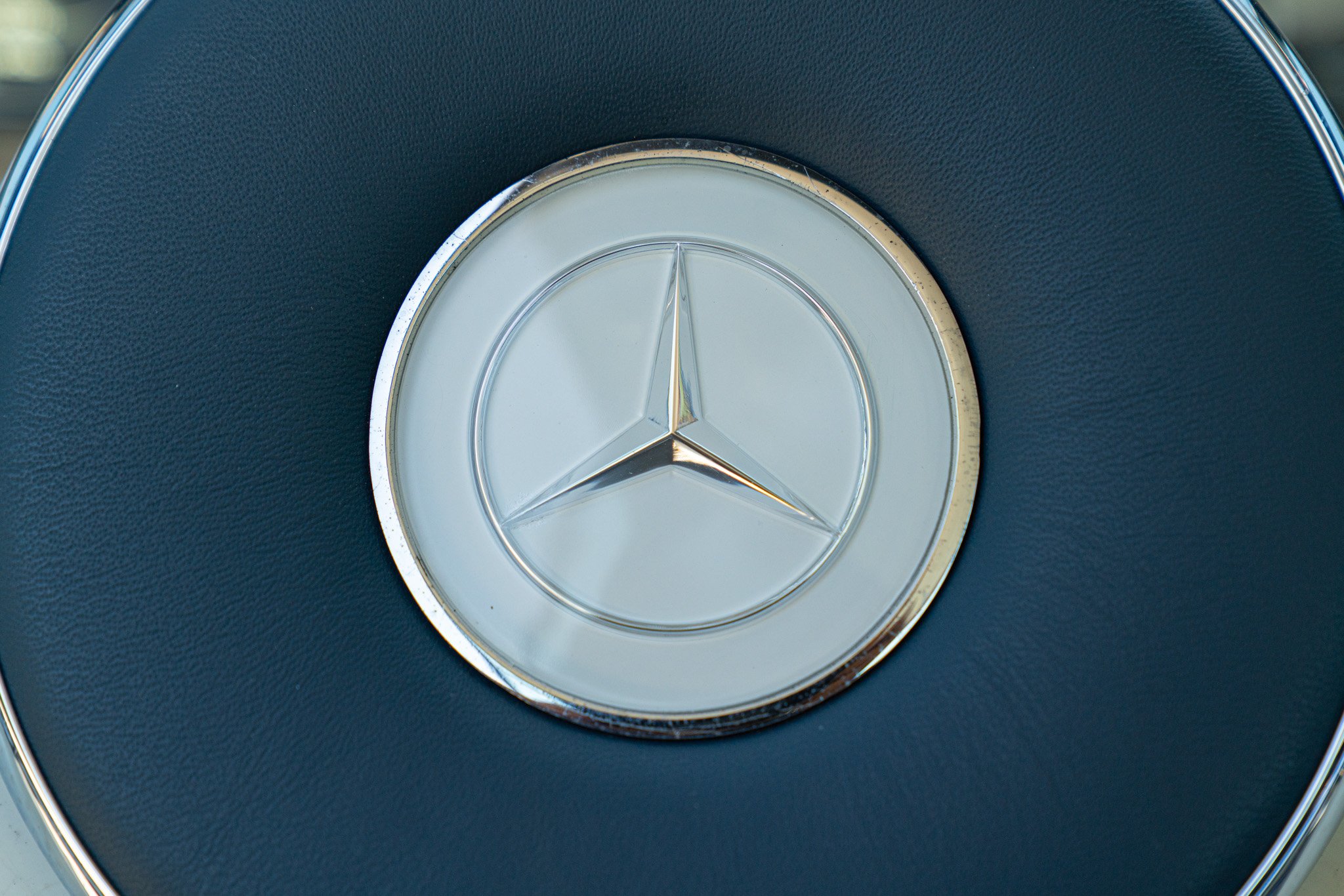 Mercedes Benz 230 SL 