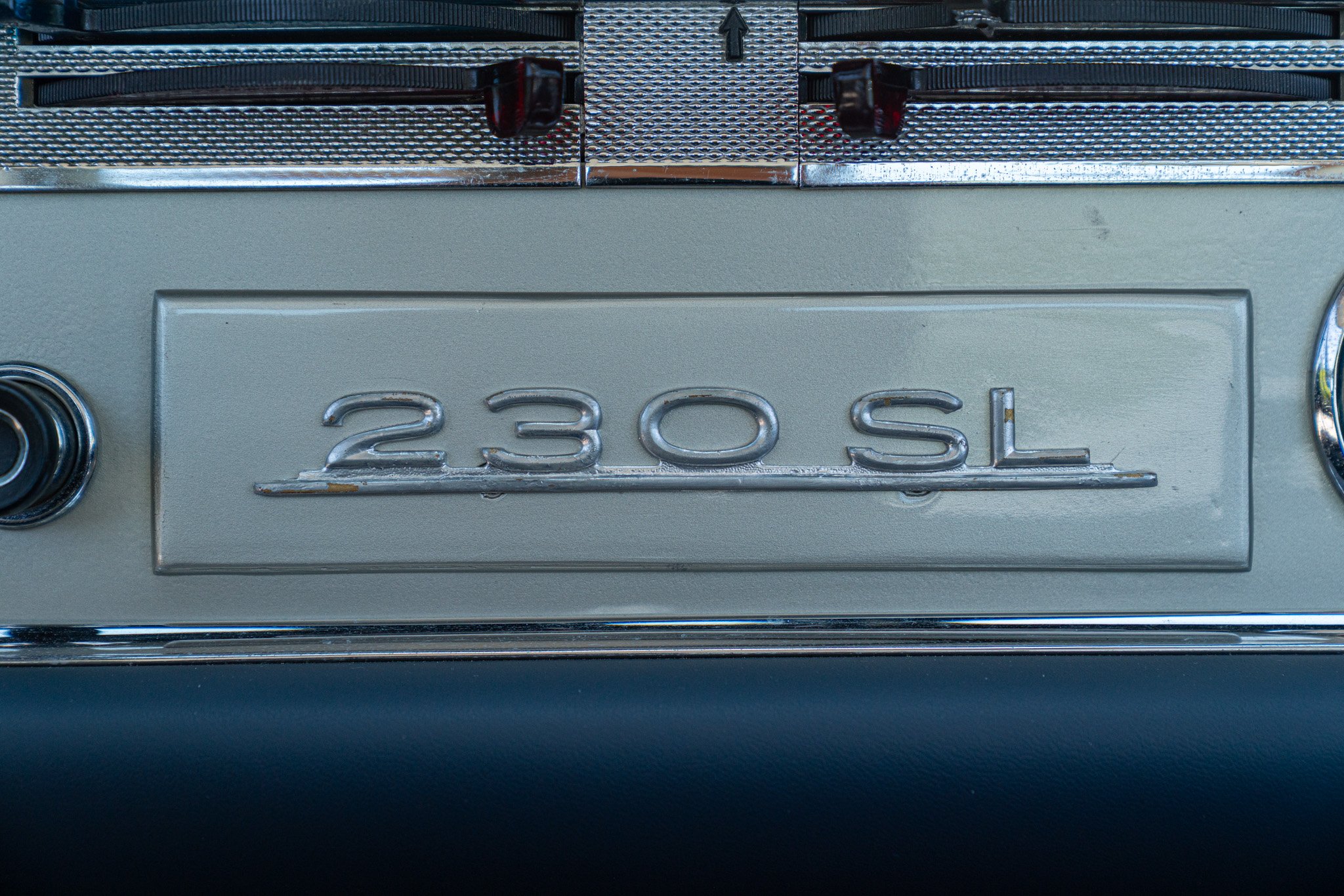 Mercedes Benz 230 SL 