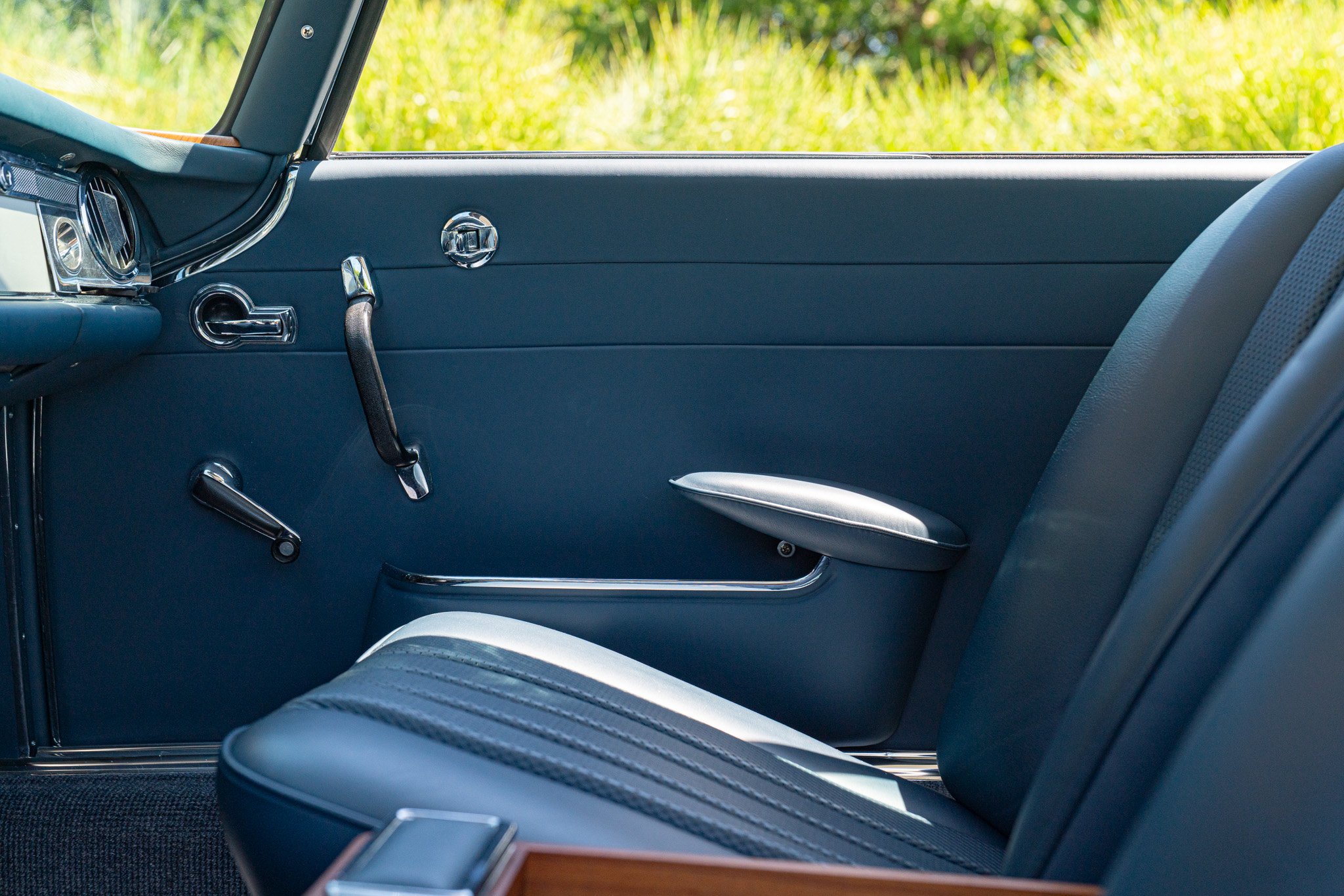 Mercedes Benz 230 SL 