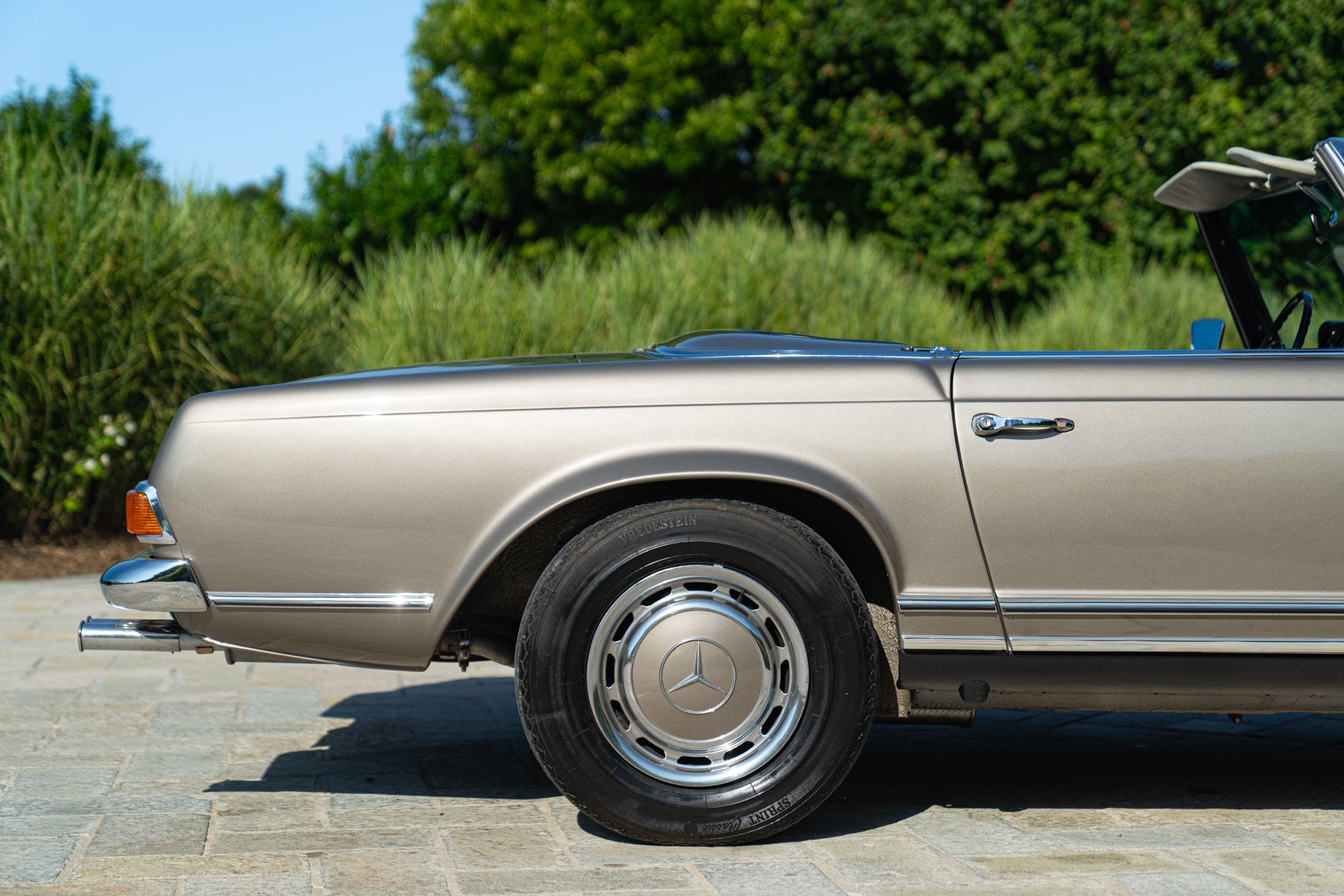 Mercedes Benz 280 SL 