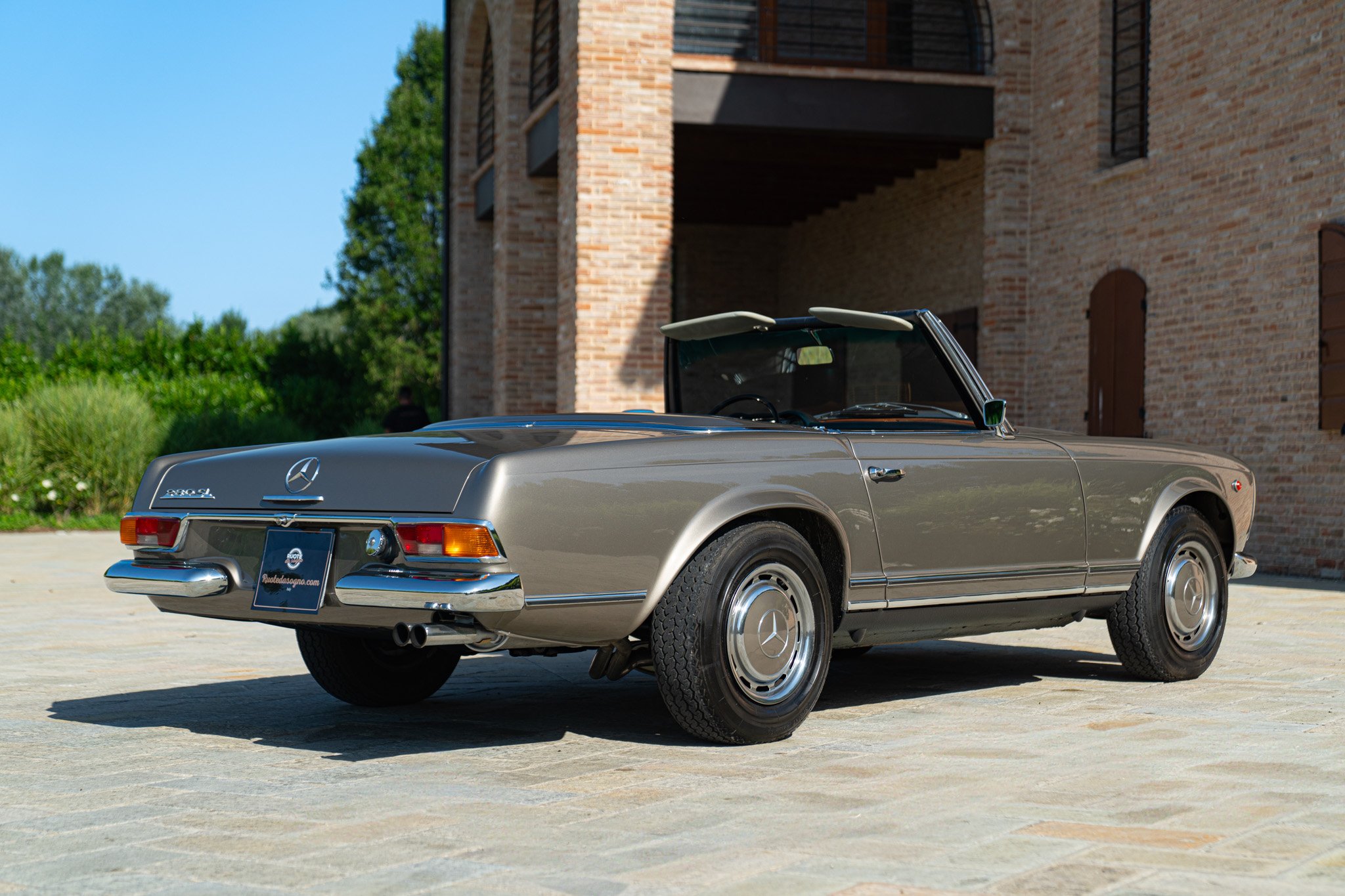 Mercedes Benz 280 SL 