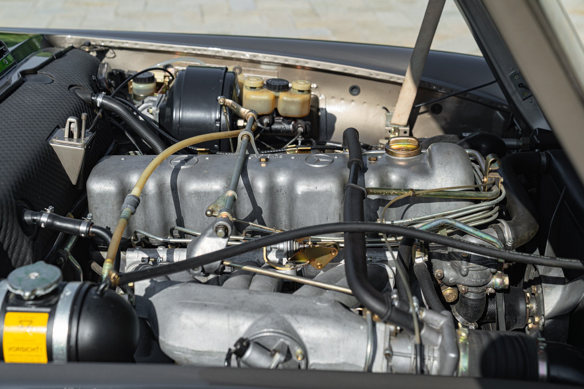 Mercedes Benz 280 SL 