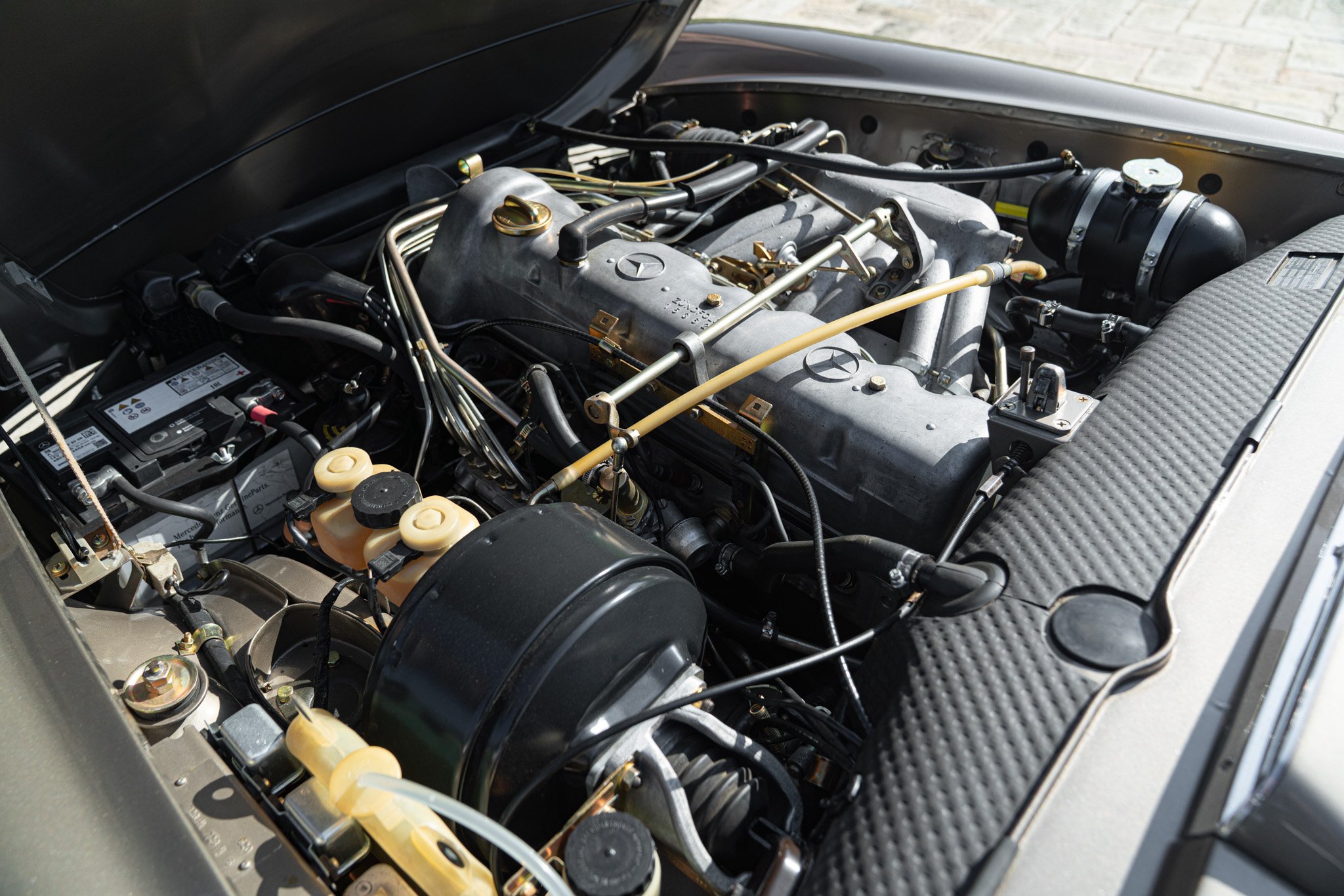 Mercedes Benz 280 SL 