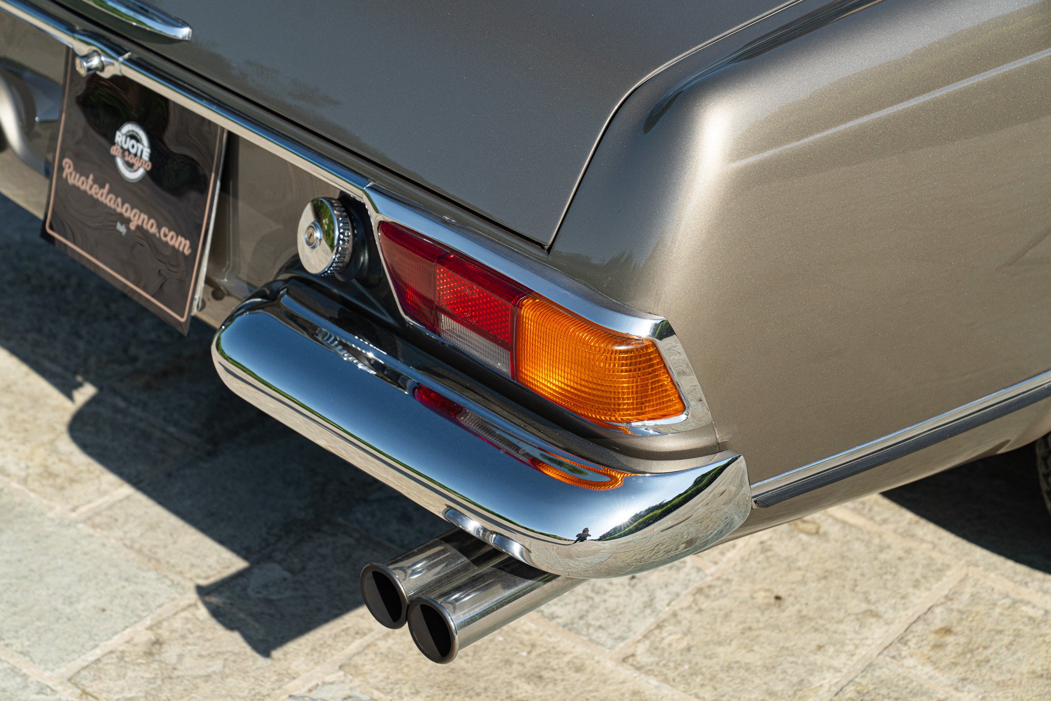 Mercedes Benz 280 SL 