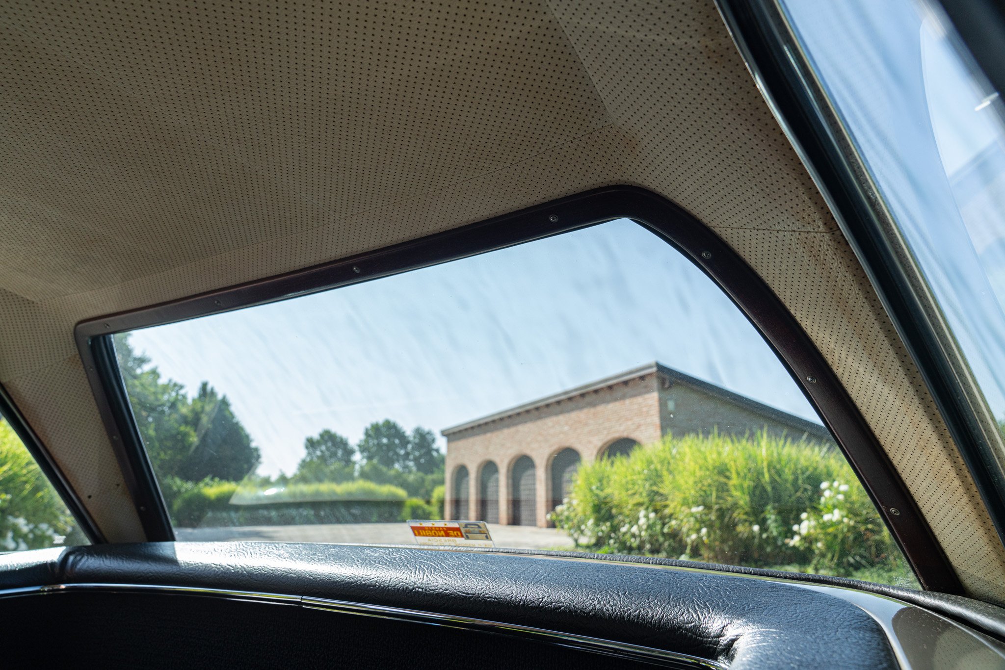 Mercedes Benz 280 SL 