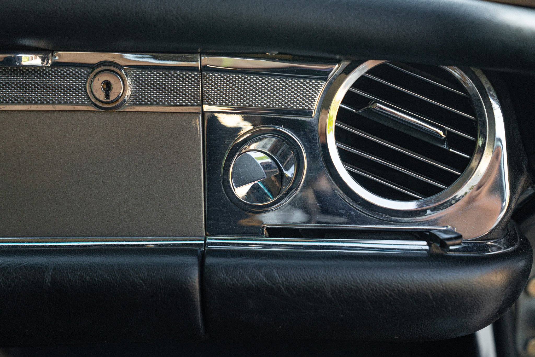 Mercedes Benz 280 SL 