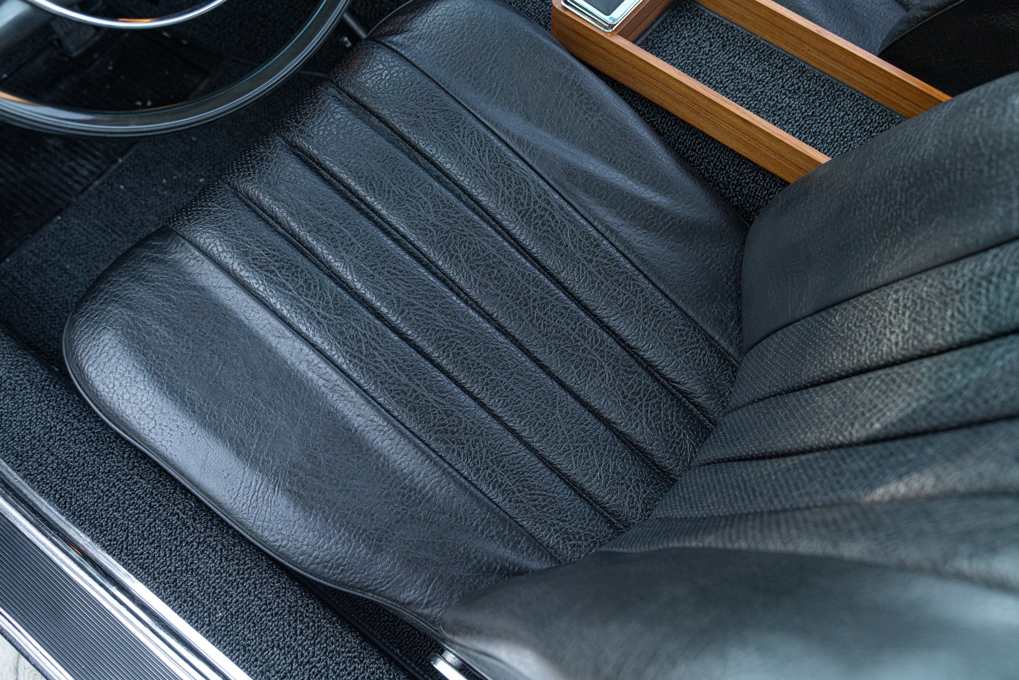 Mercedes Benz 280 SL 