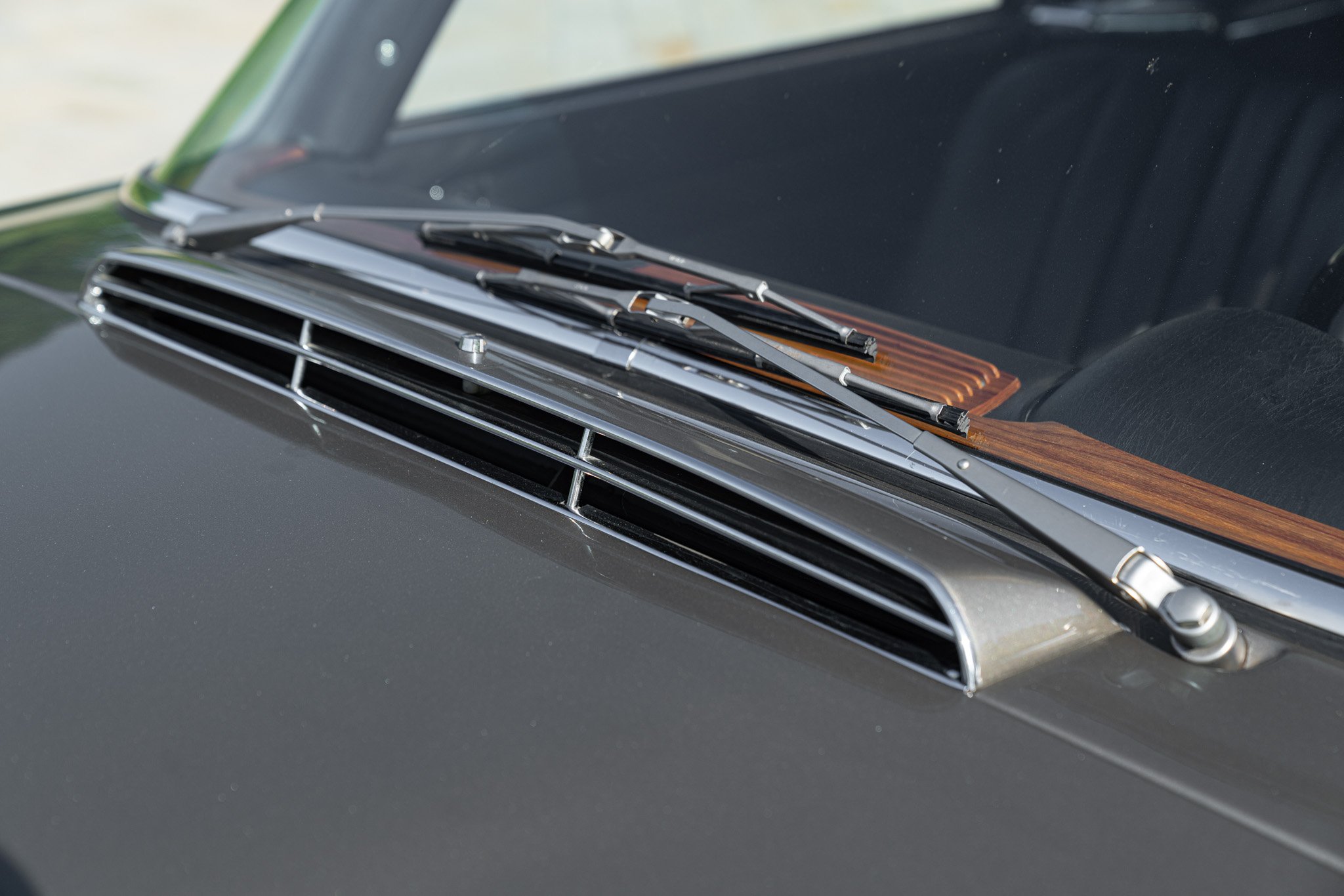 Mercedes Benz 280 SL 