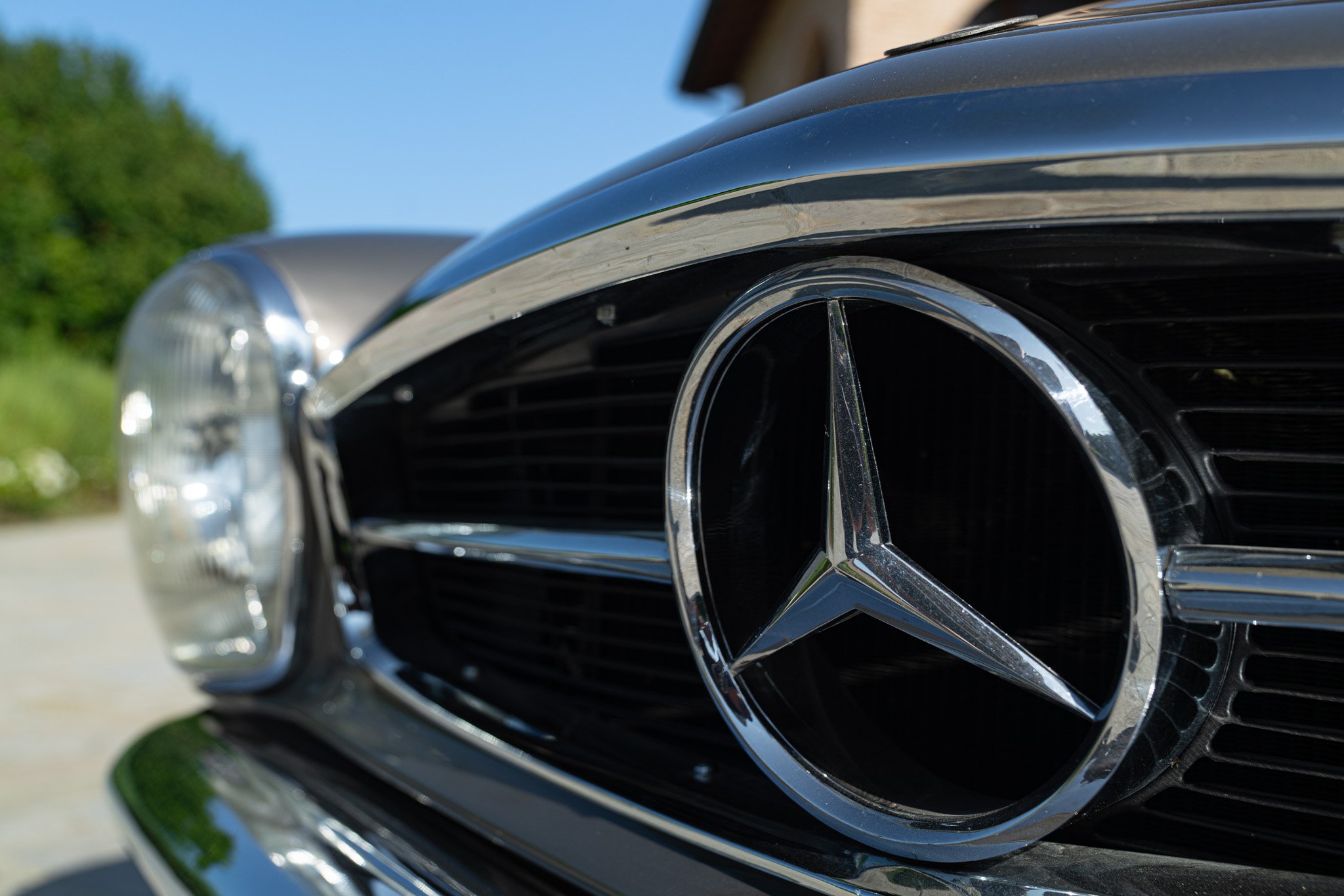 Mercedes Benz 280 SL 