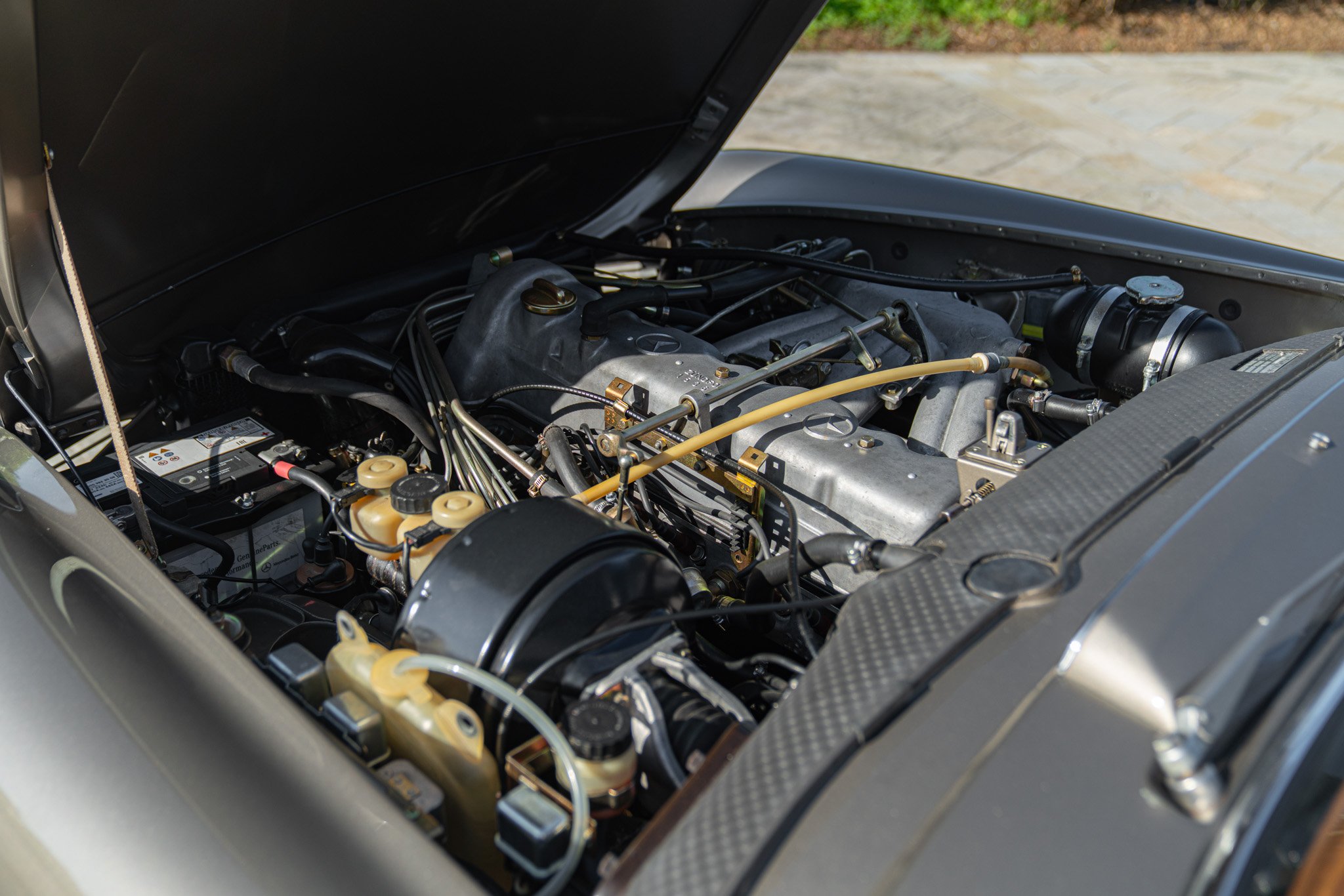 Mercedes Benz 280 SL 