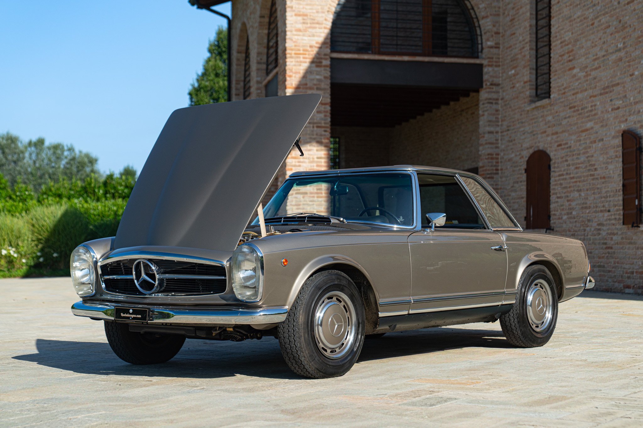 Mercedes Benz 280 SL 