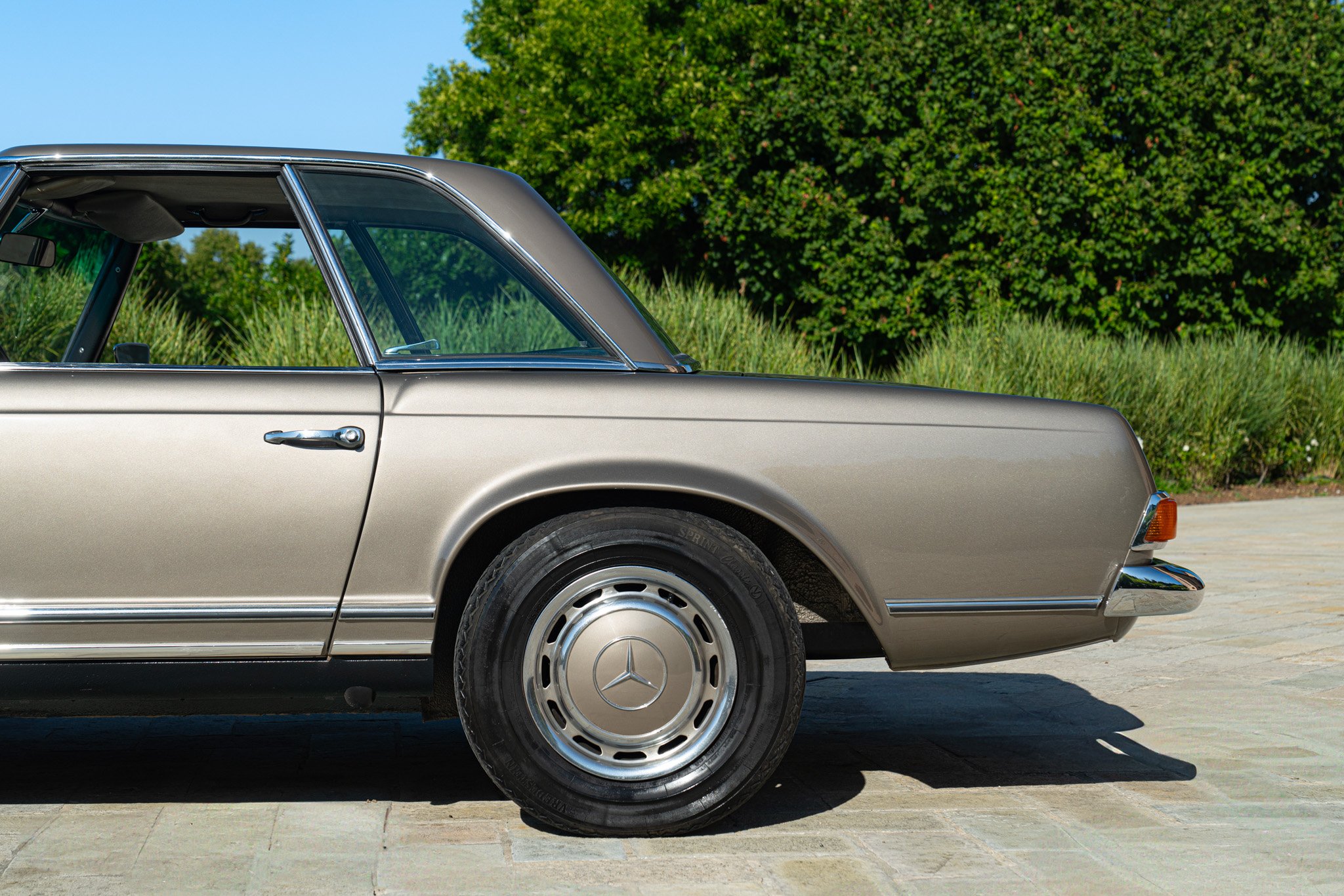 Mercedes Benz 280 SL 