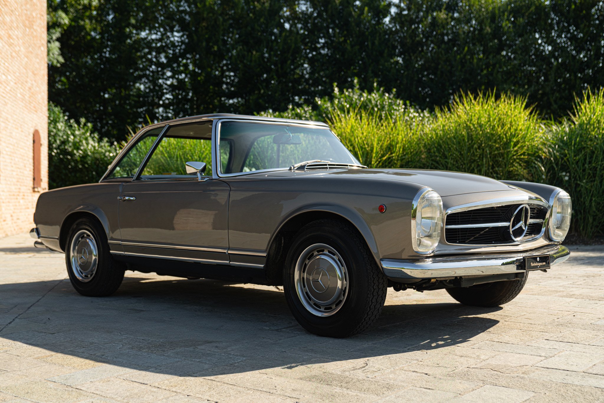 Mercedes Benz 280 SL 