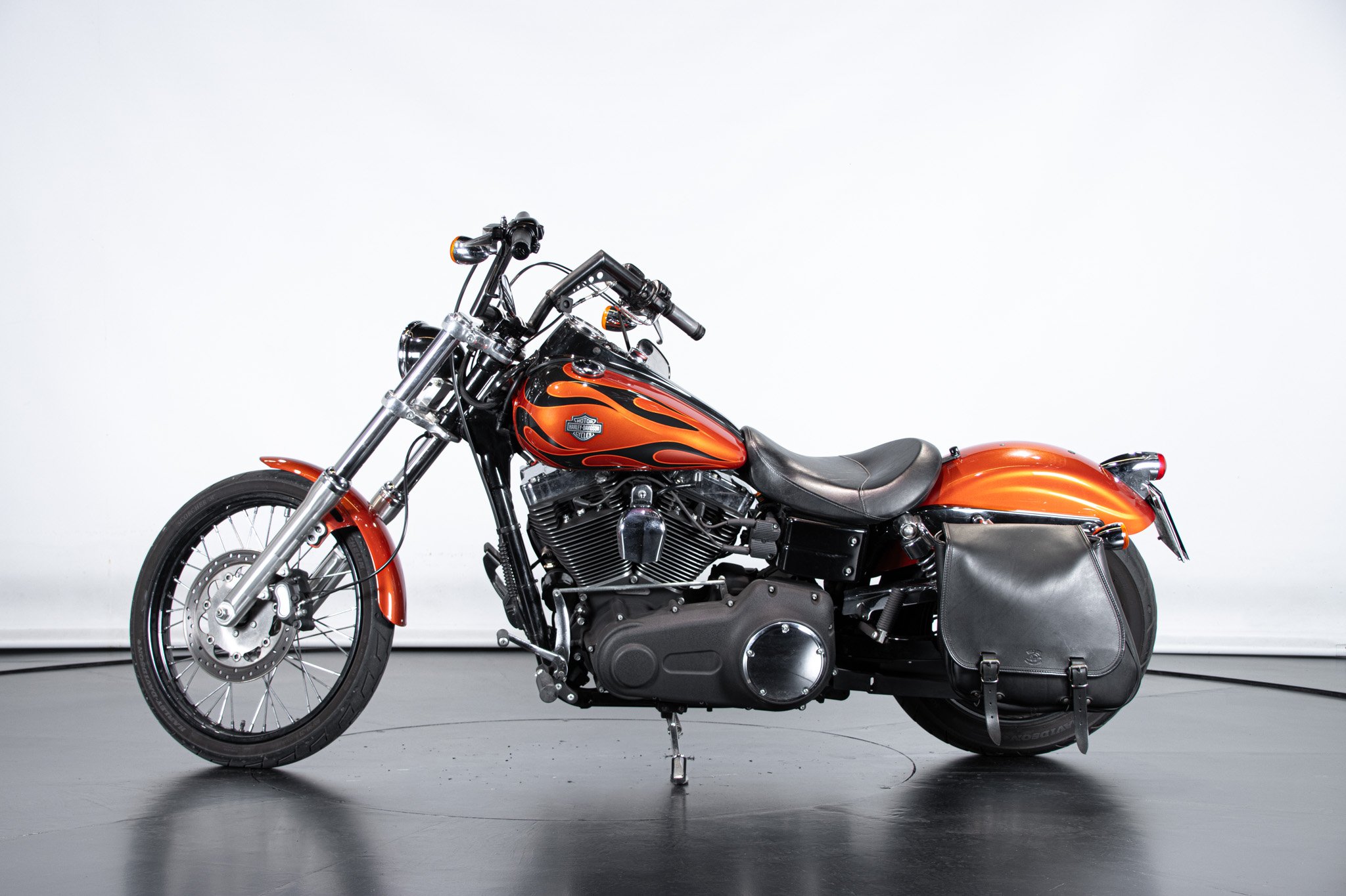 Harley Davidson DYNA WYDE GLIDE 
