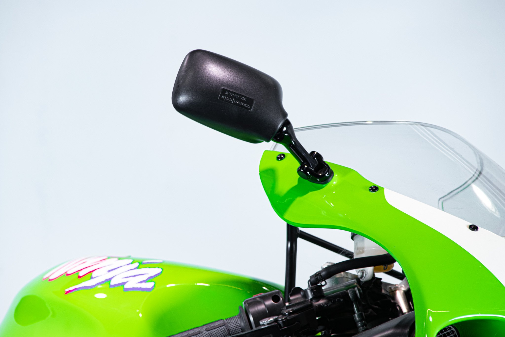 Kawasaki ZX-7RR 