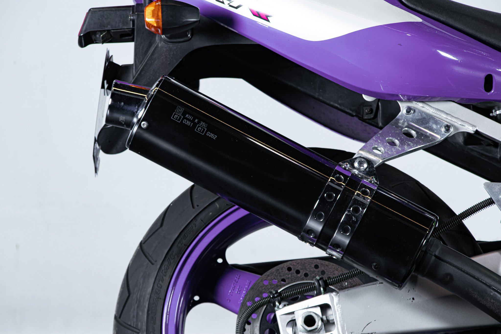 Kawasaki ZX-7RR 