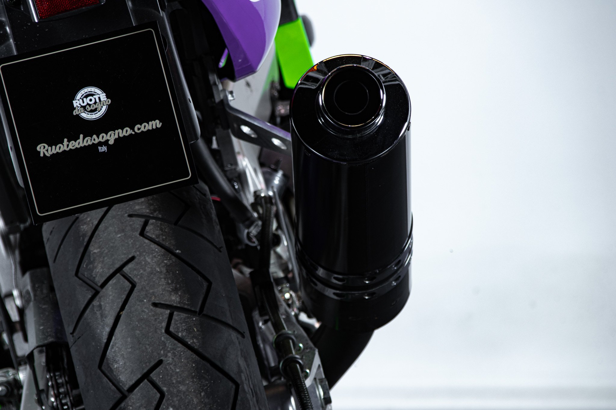 Kawasaki ZX-7RR 